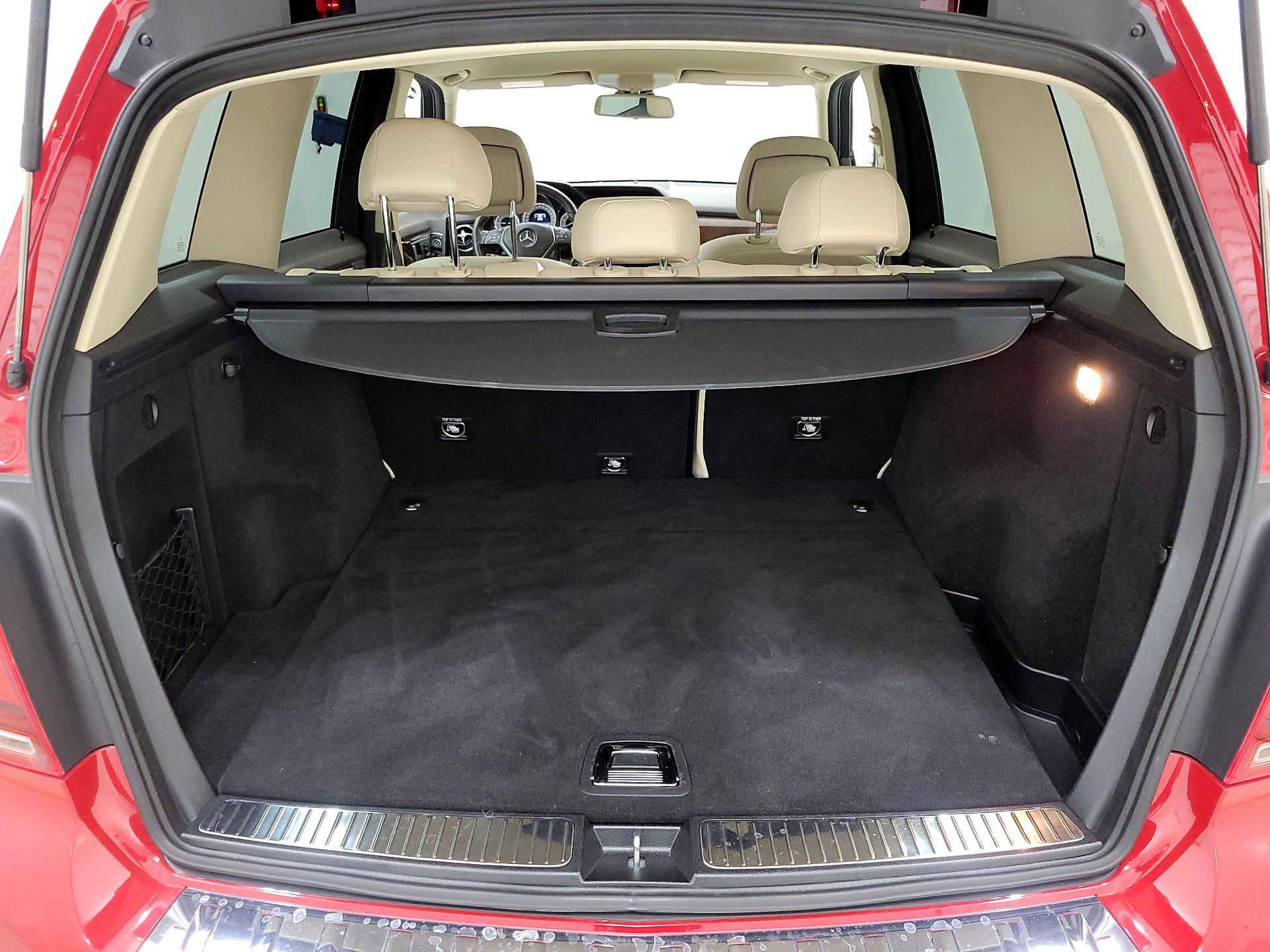 Thumbnail: 2015 Mercedes-Benz GLK - 18