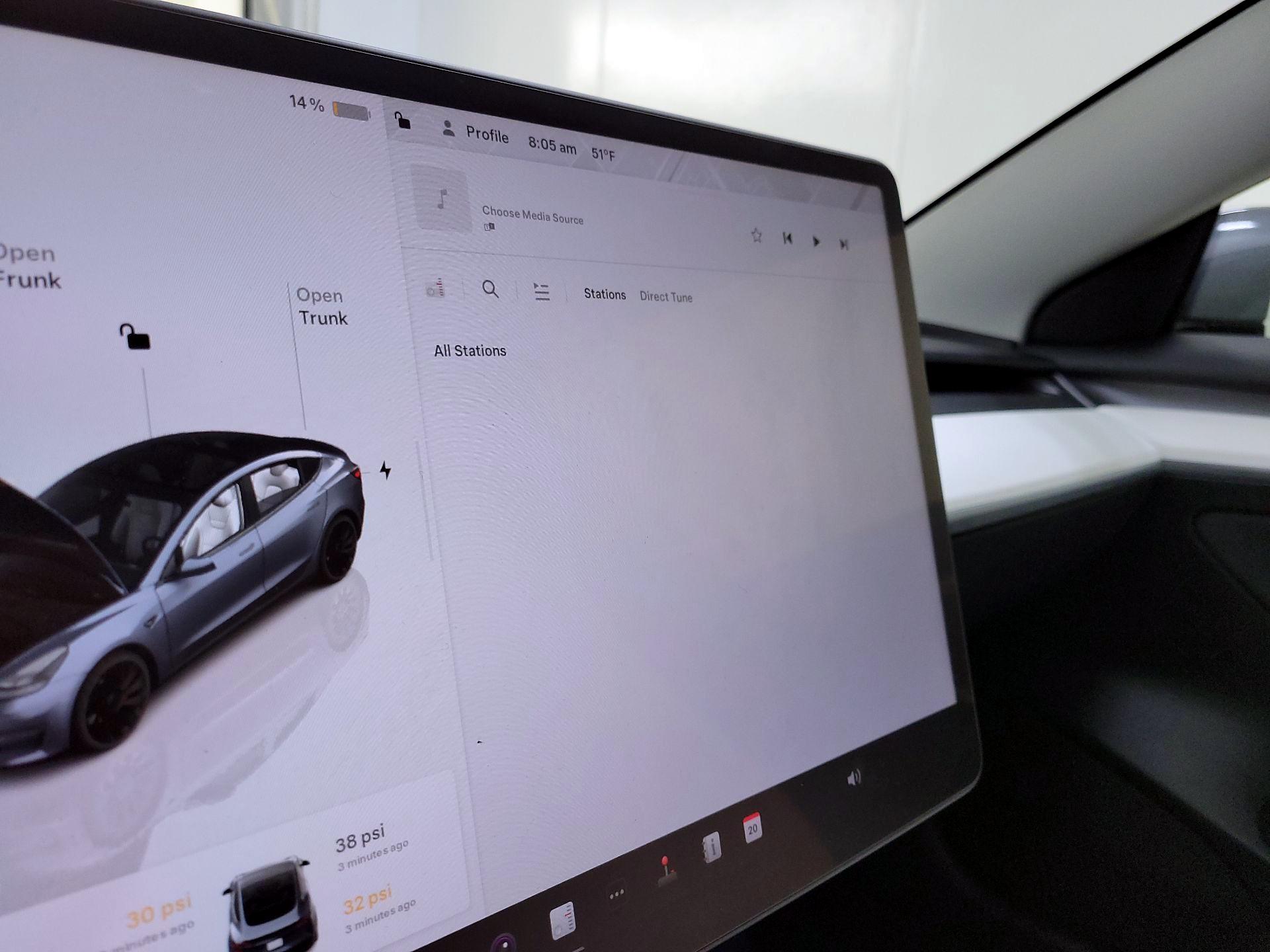 Thumbnail: 2023 Tesla Model 3 - 15