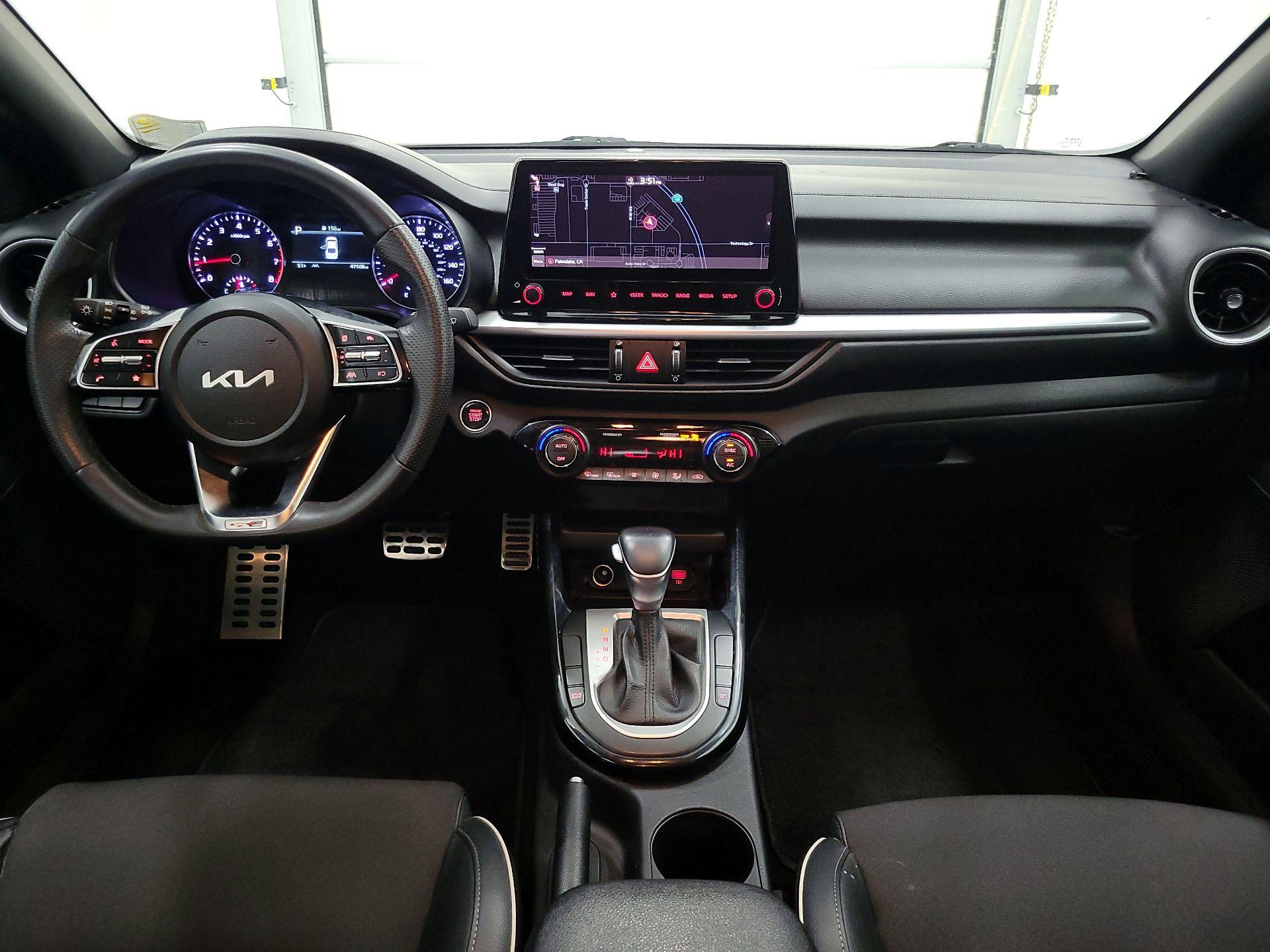 Thumbnail: 2022 Kia Forte - 9