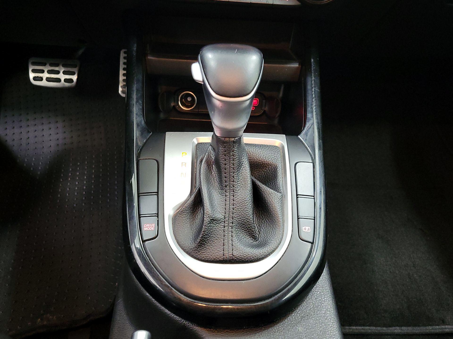 Thumbnail: 2022 Kia Forte - 18