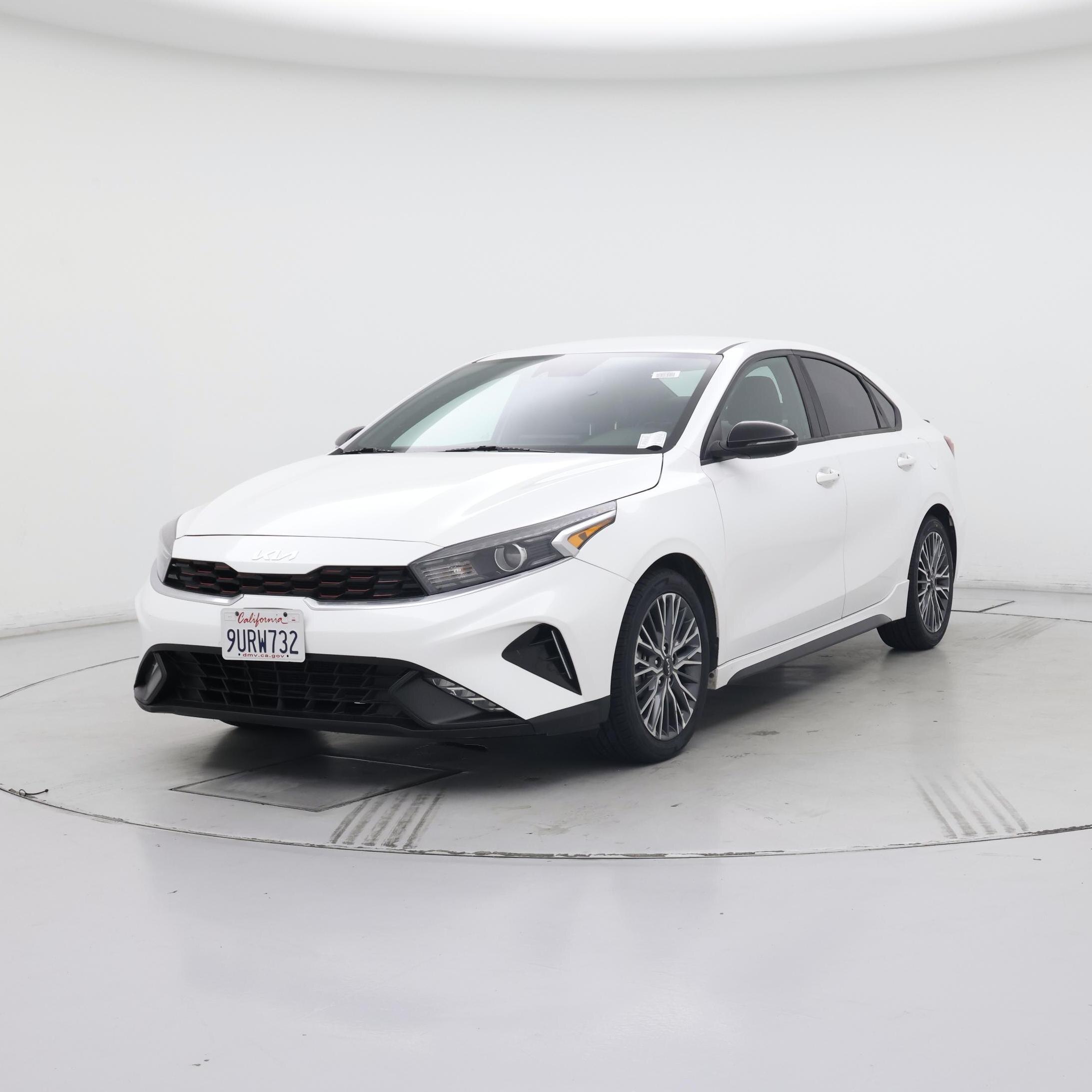 Thumbnail: 2022 Kia Forte - 4