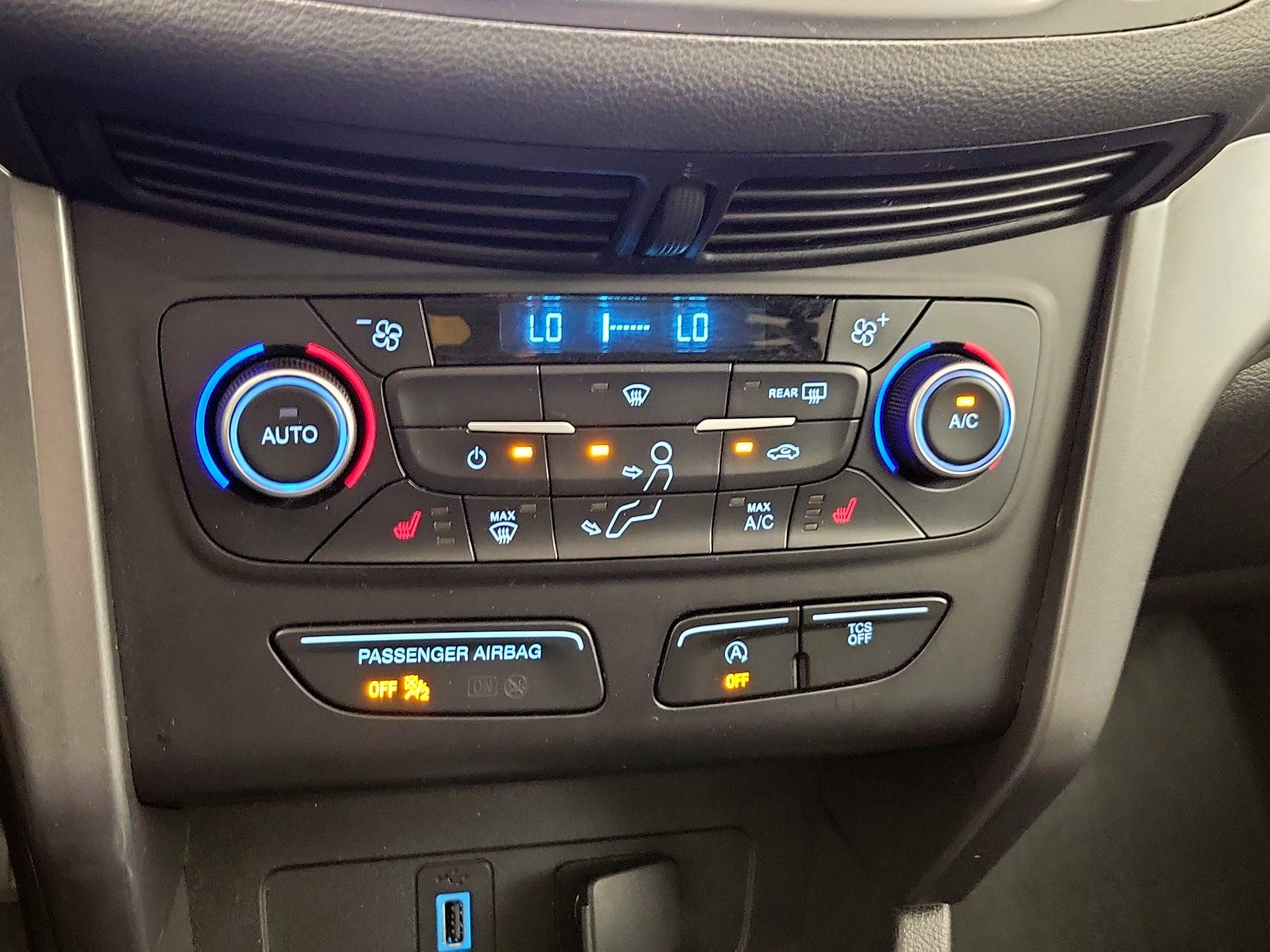 Thumbnail: 2018 Ford Escape - 17