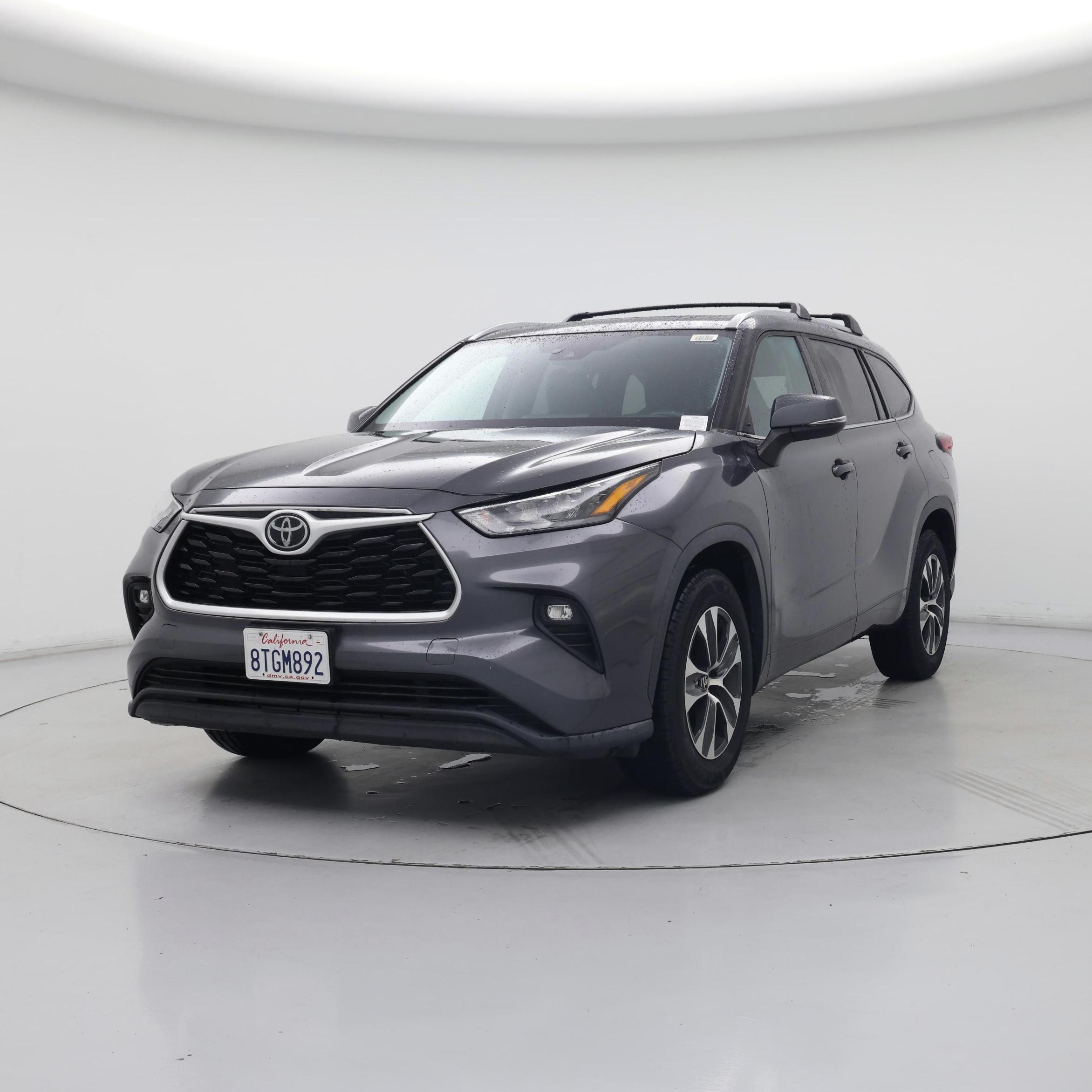 Thumbnail: 2020 Toyota Highlander - 4