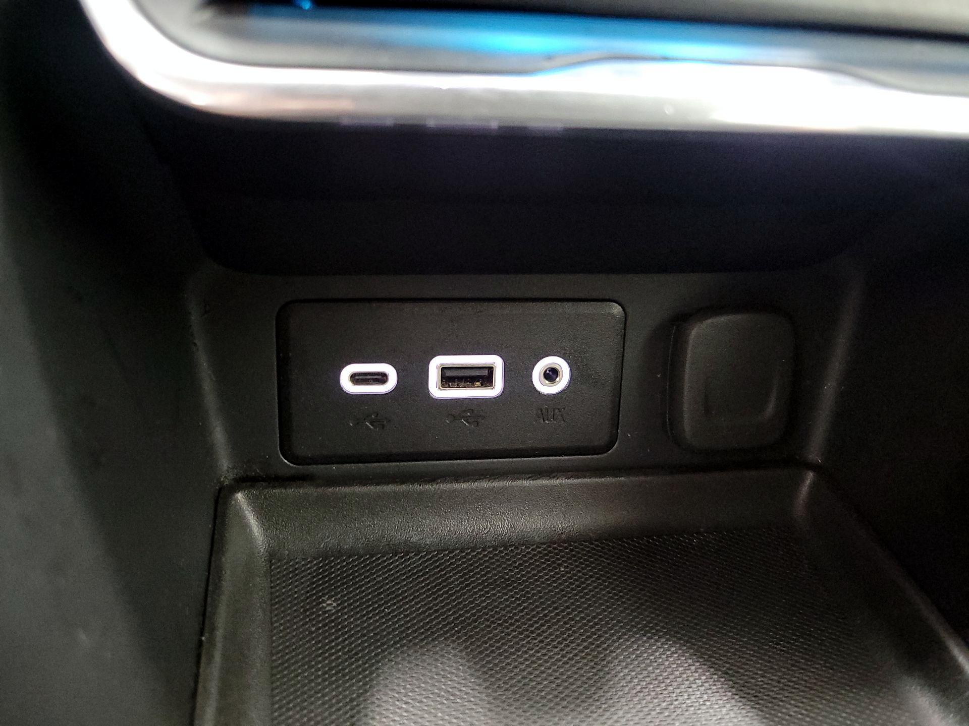 Thumbnail: 2020 GMC Terrain - 18