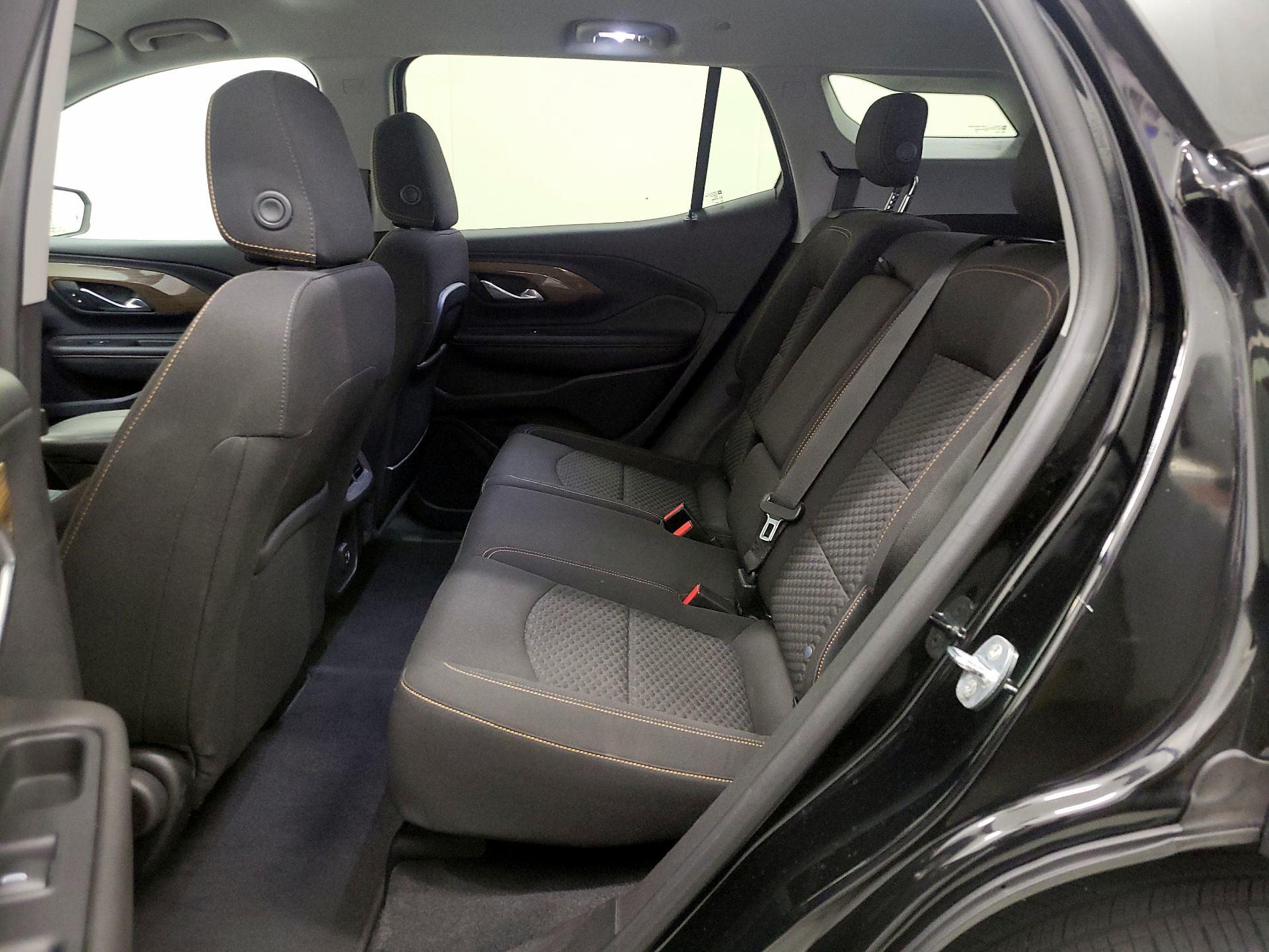 Thumbnail: 2020 GMC Terrain - 19