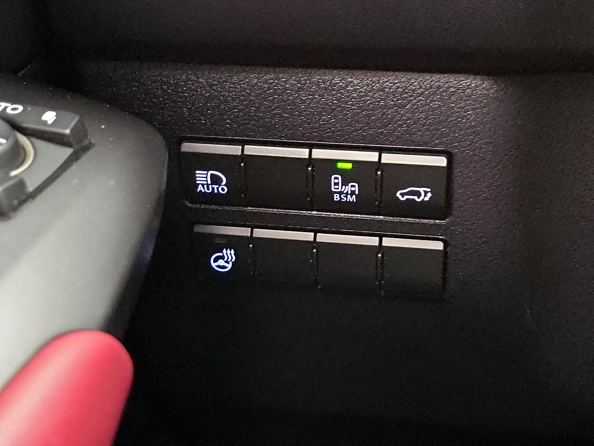 Thumbnail: 2020 Lexus NX - 13