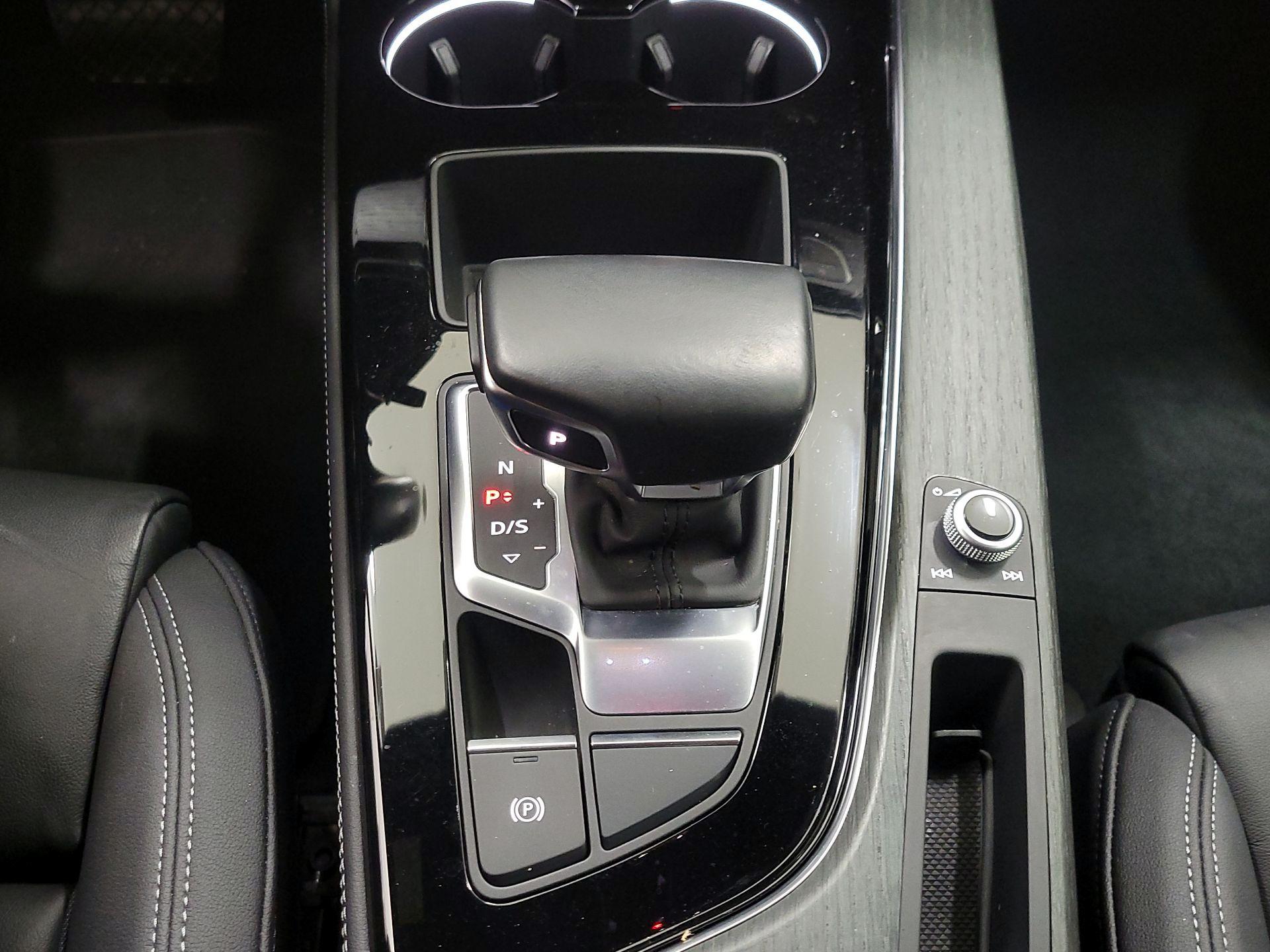 Thumbnail: 2021 Audi A4 - 17