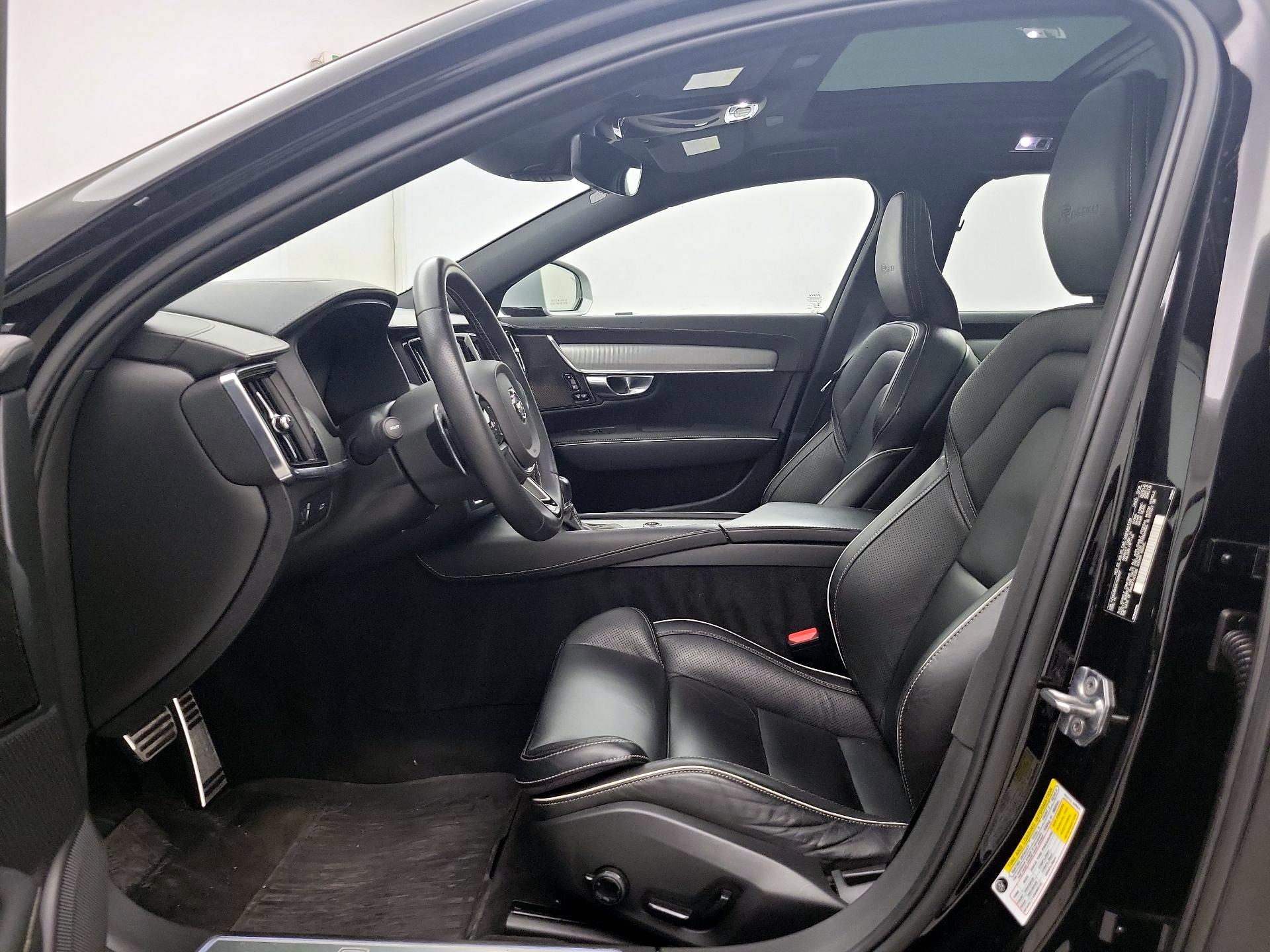 Thumbnail: 2019 Volvo V90 - 11