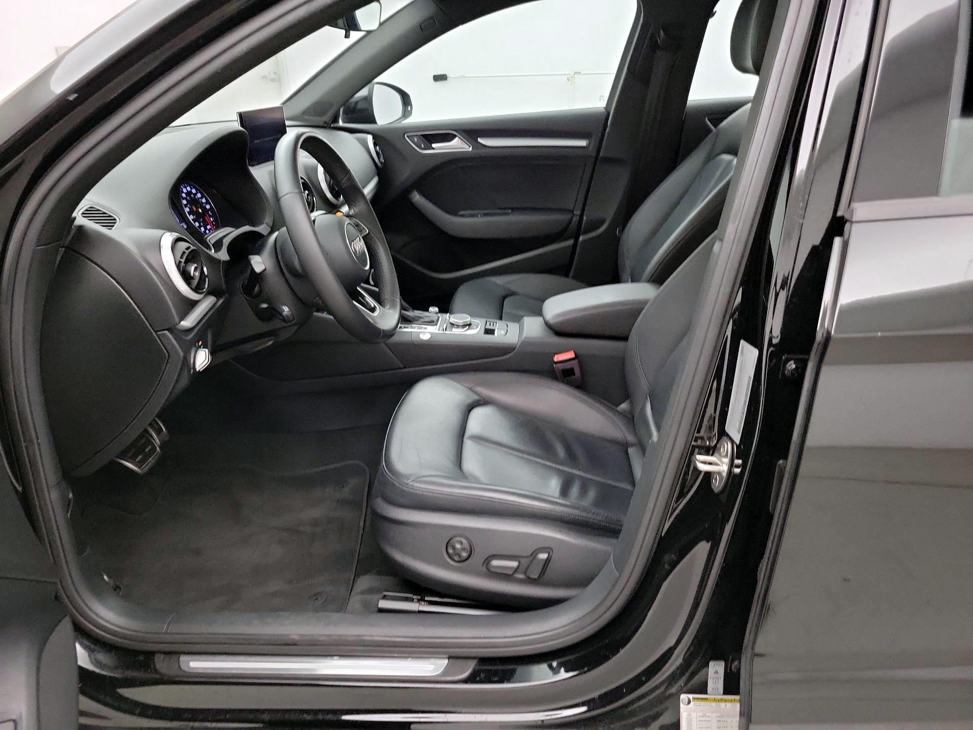 Thumbnail: 2017 Audi A3 - 11