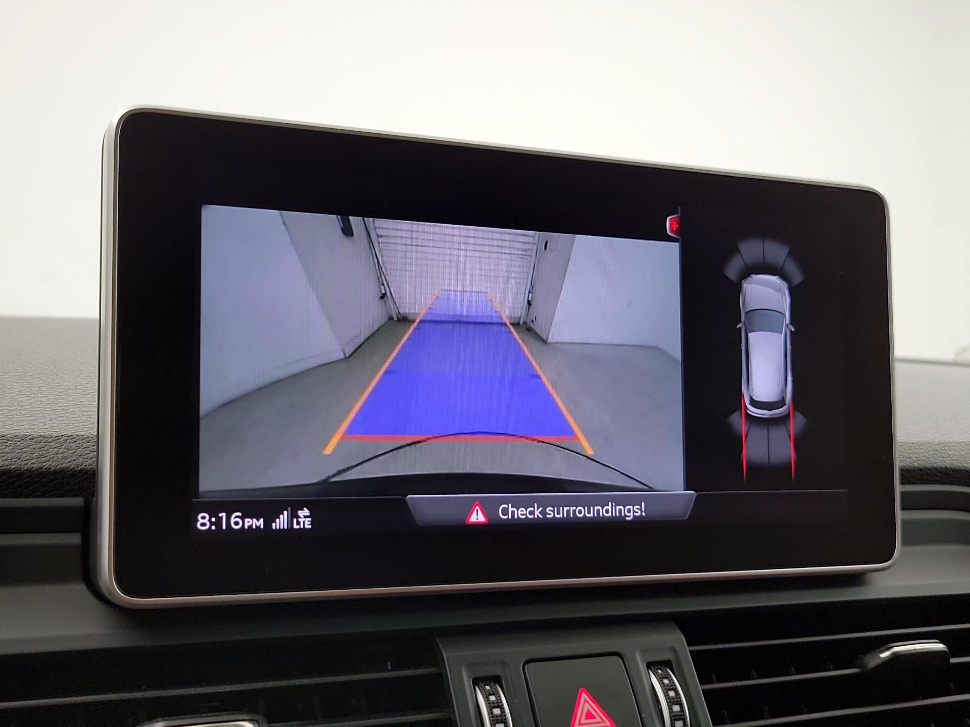 Thumbnail: 2019 Audi SQ5 - 15