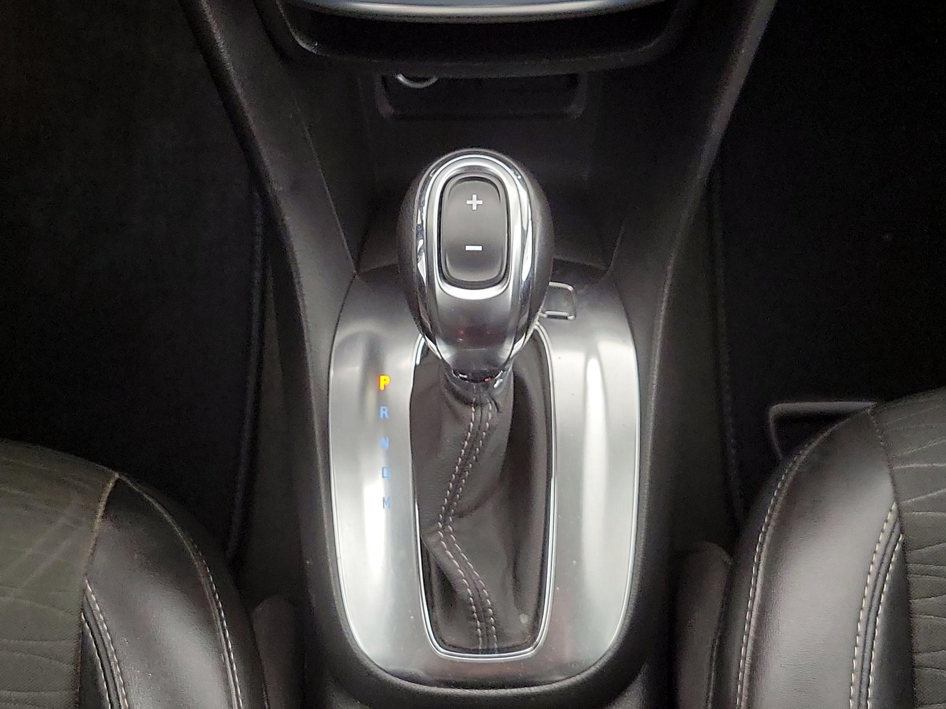 Thumbnail: 2016 Buick Encore - 17