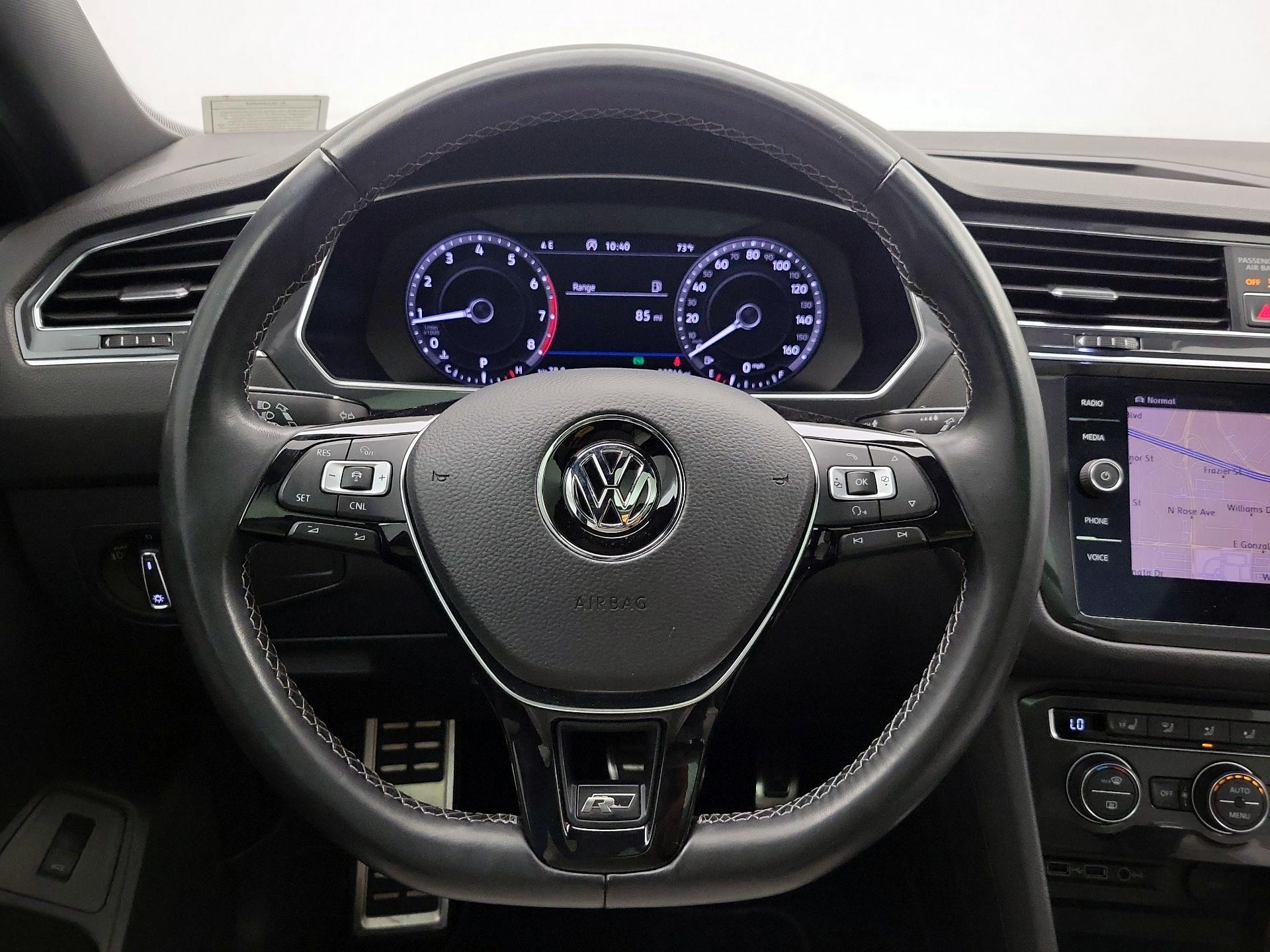 Thumbnail: 2018 Volkswagen Tiguan - 10