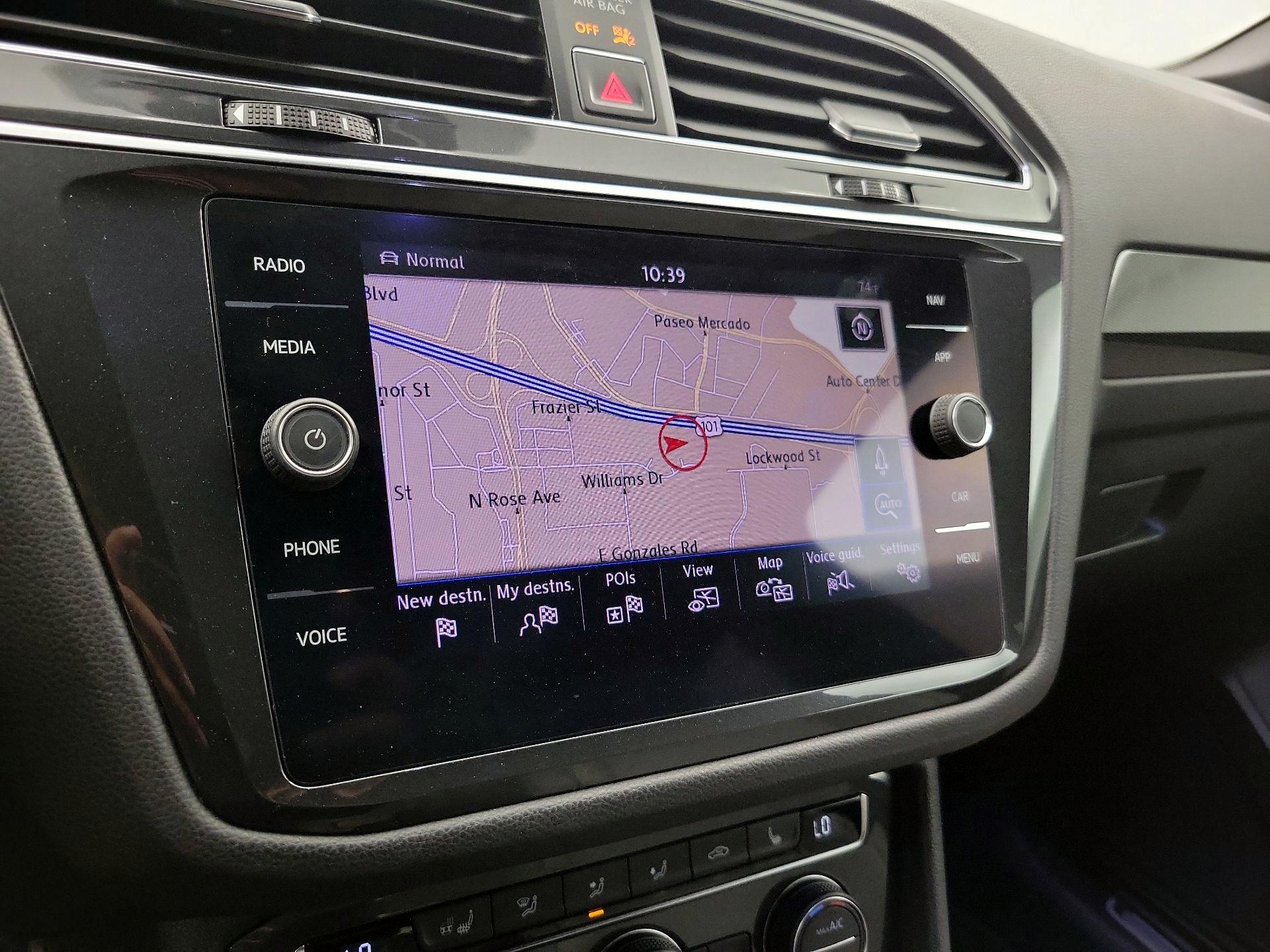 Thumbnail: 2018 Volkswagen Tiguan - 14