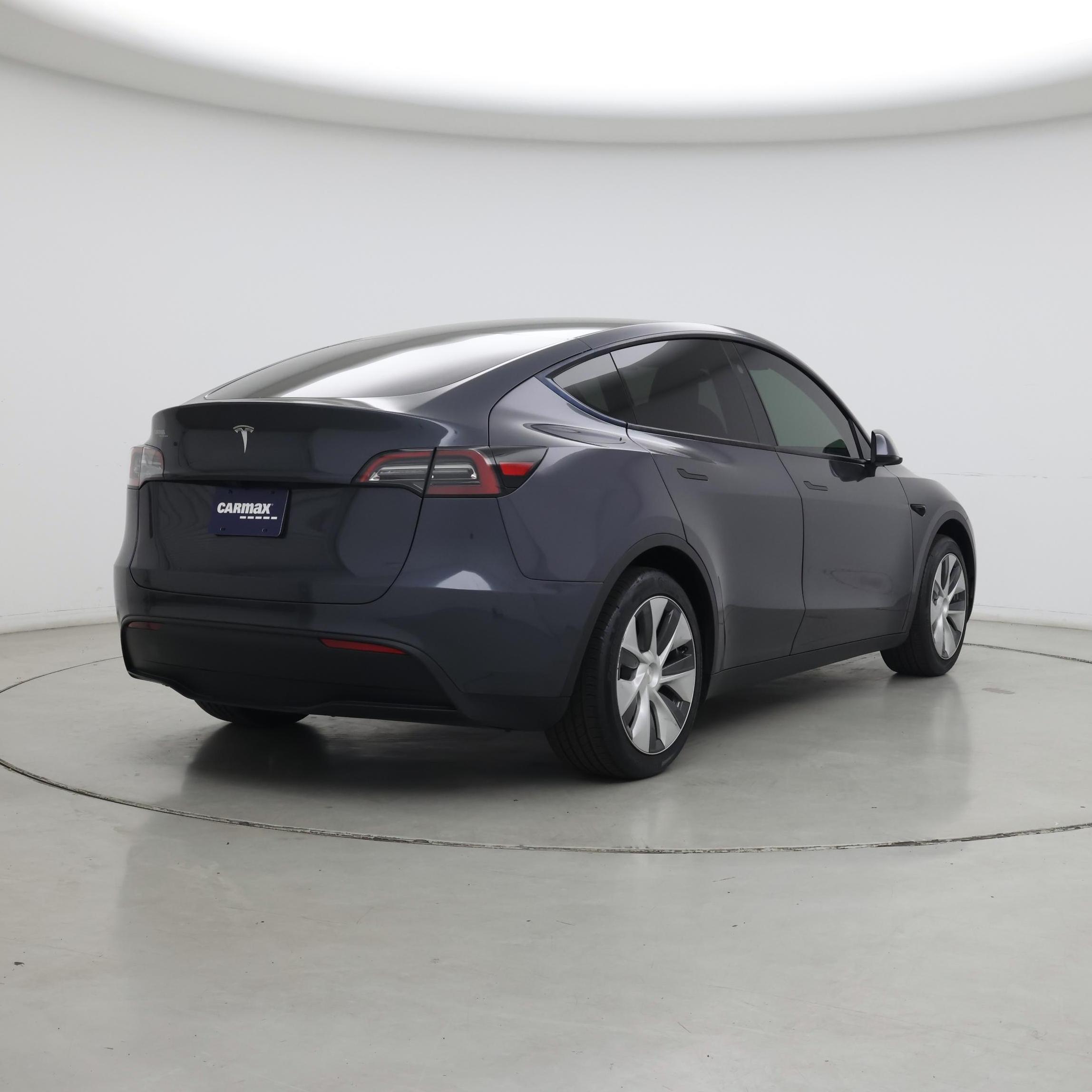 Thumbnail: 2023 Tesla Model Y - 8