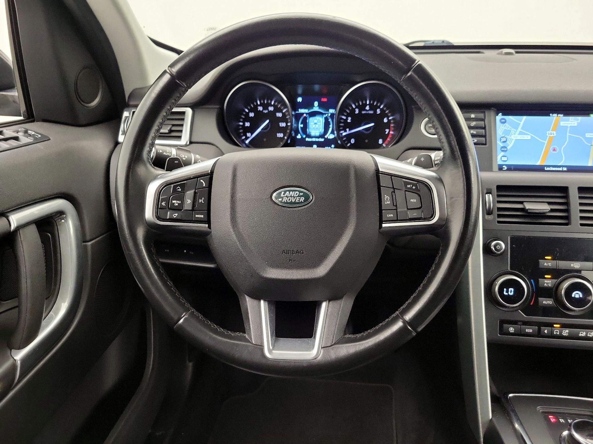 Thumbnail: 2019 Land Rover Discovery Sport - 10