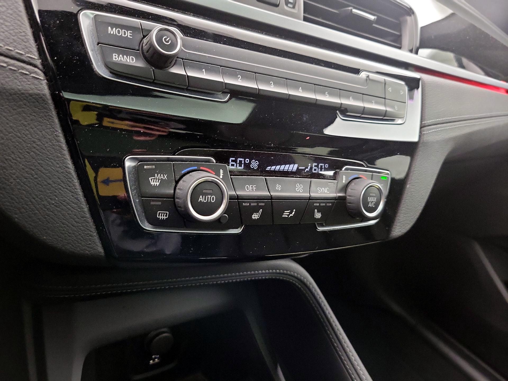 Thumbnail: 2021 BMW X1 - 17