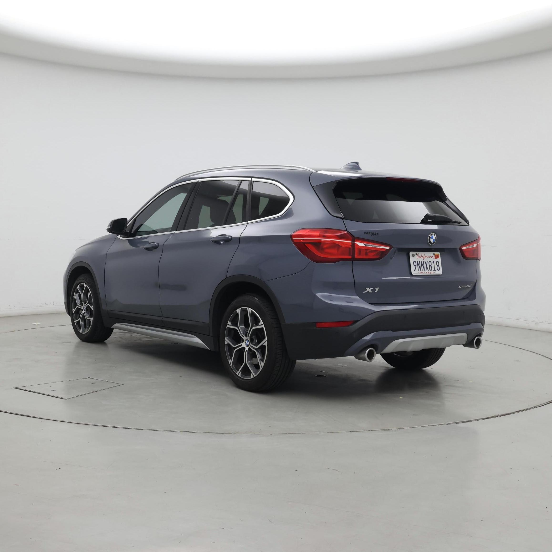 Thumbnail: 2021 BMW X1 - 2