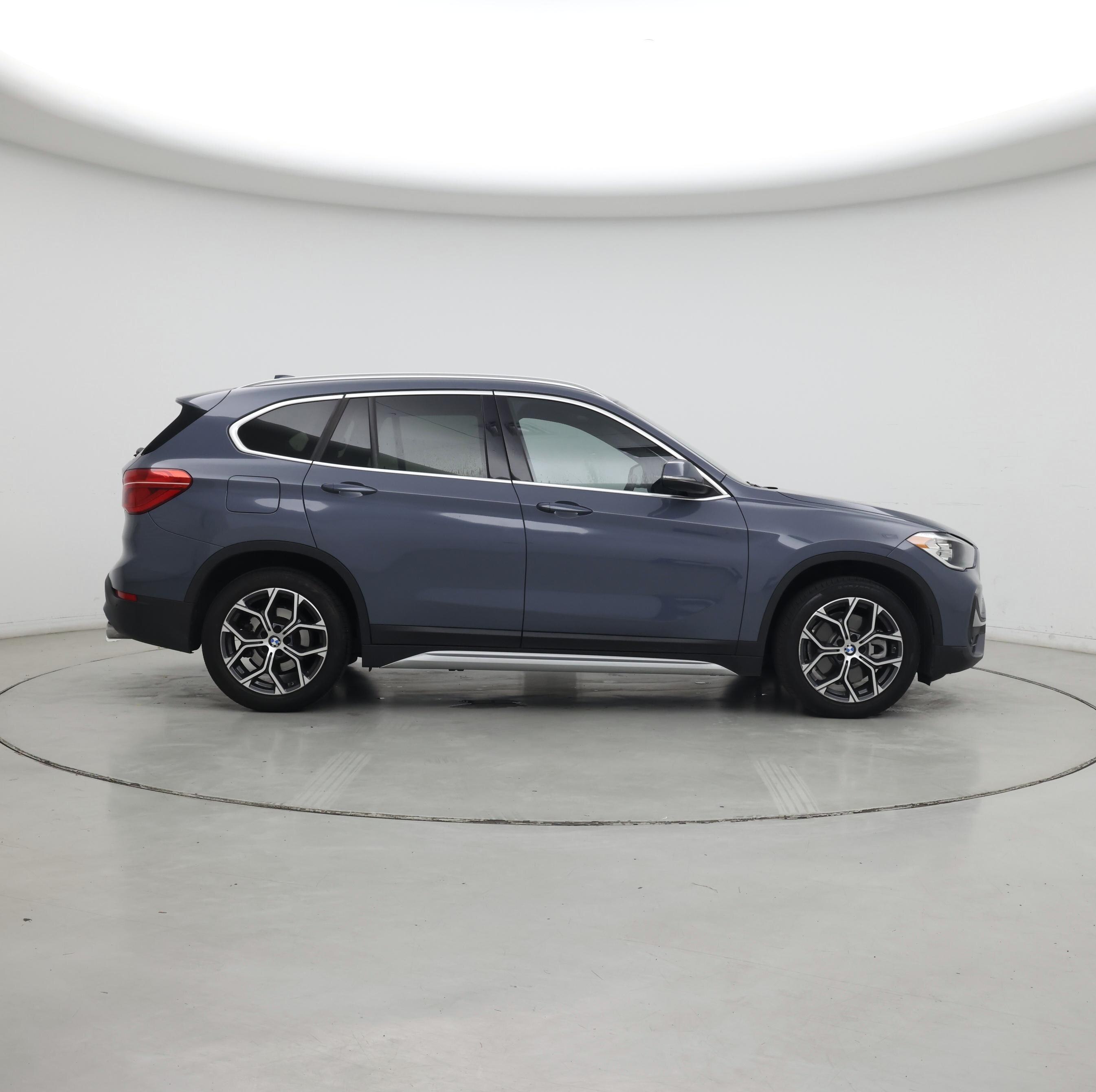 Thumbnail: 2021 BMW X1 - 7