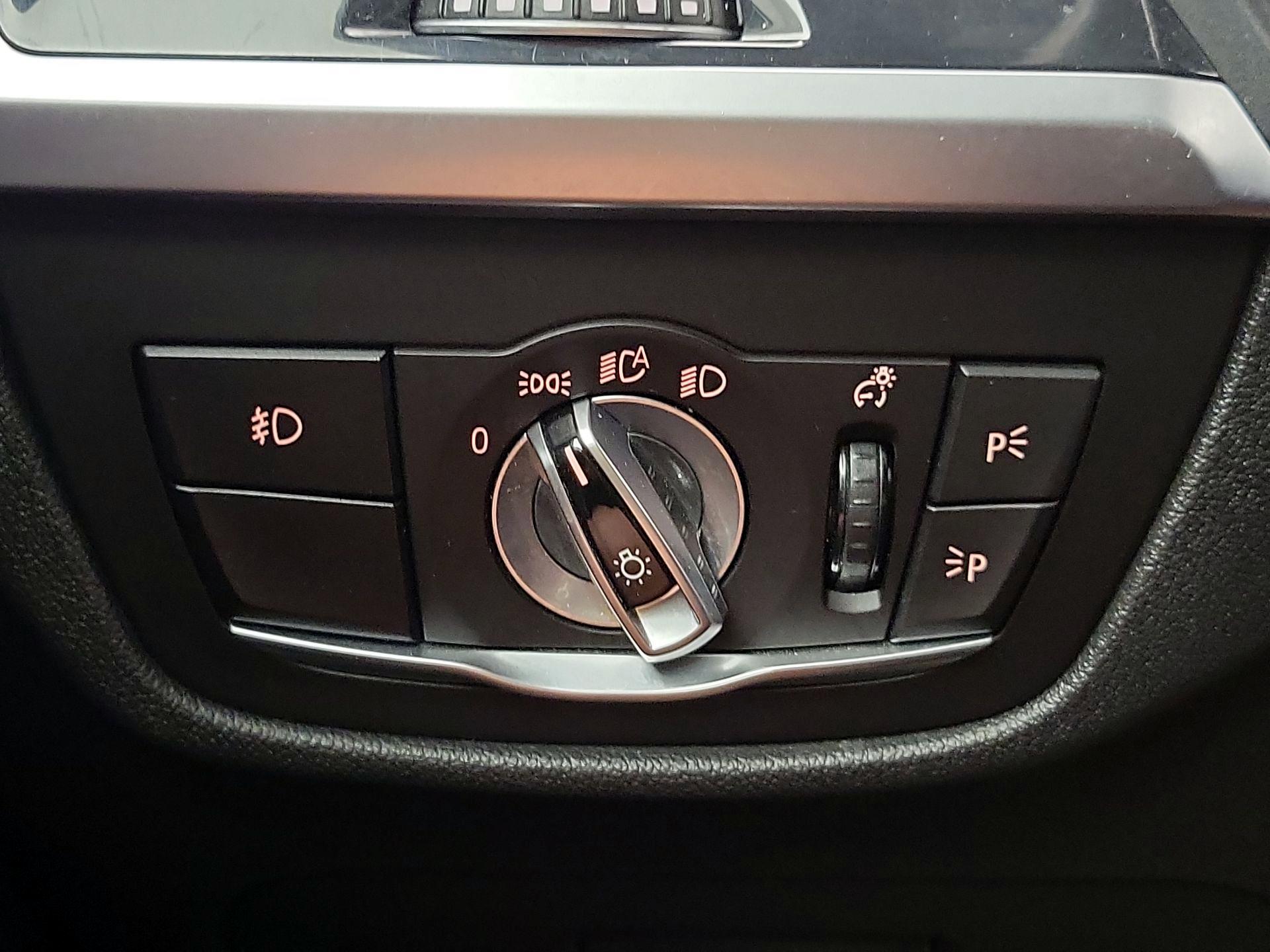 Thumbnail: 2019 BMW X3 - 13