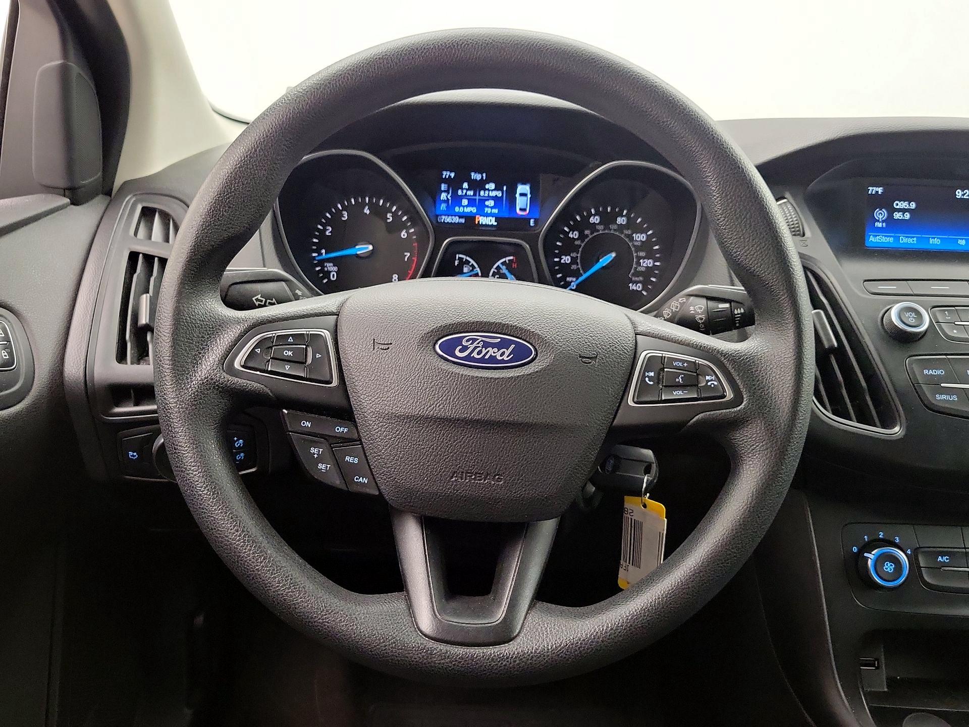 Thumbnail: 2018 Ford Focus - 10