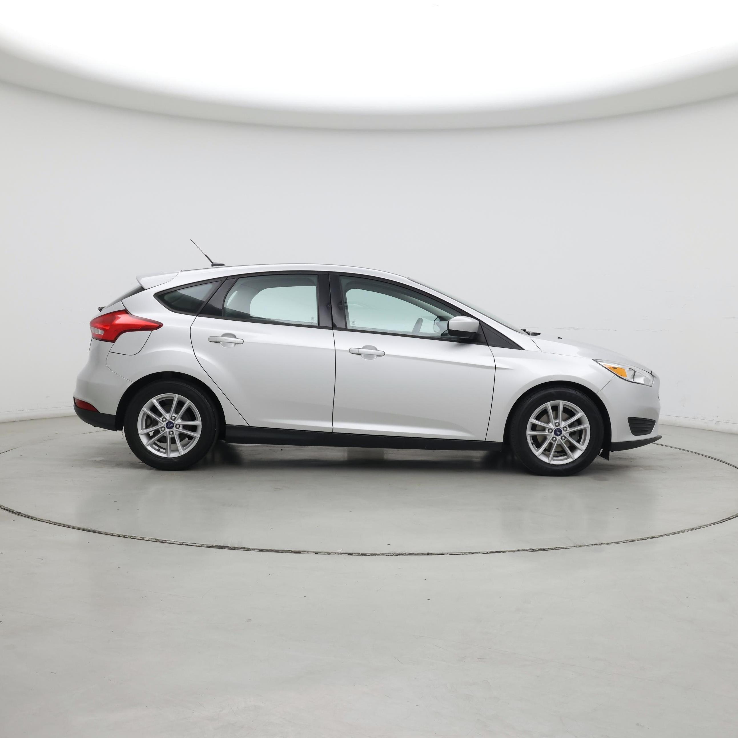 Thumbnail: 2018 Ford Focus - 7