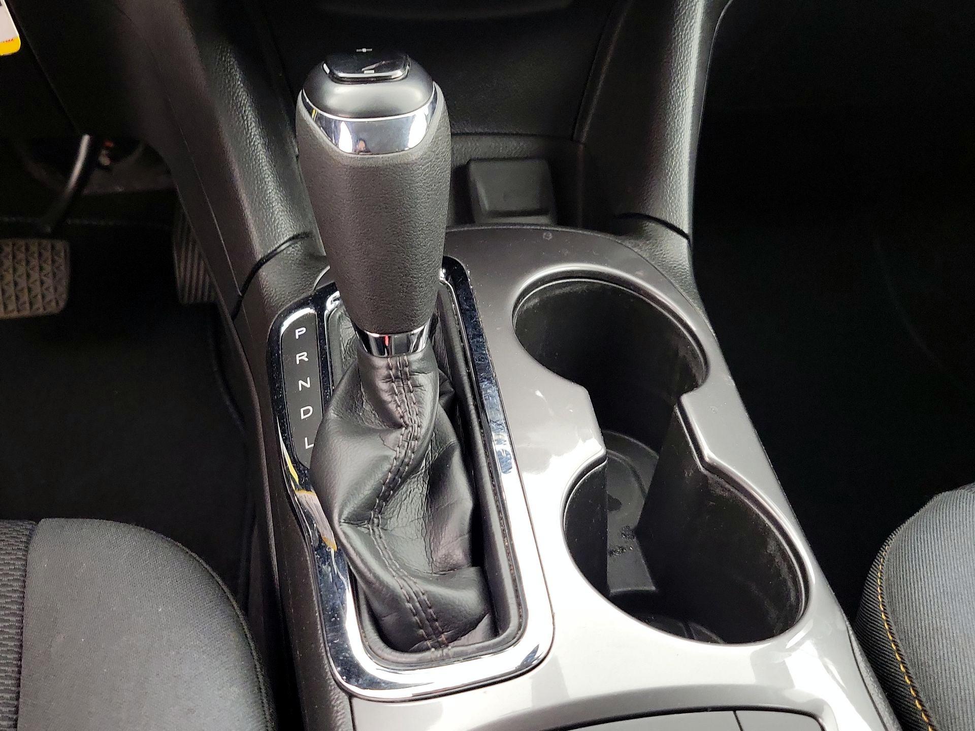 Thumbnail: 2019 Chevrolet Cruze - 17