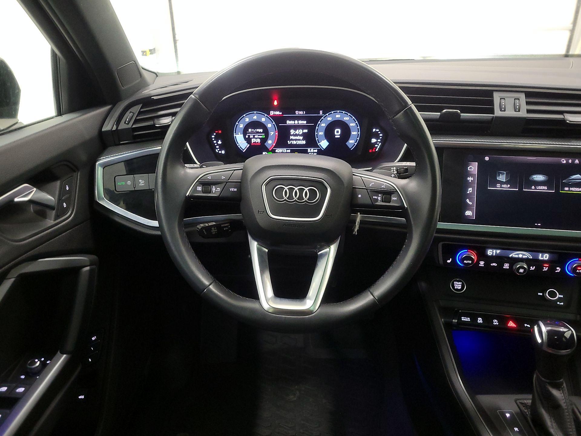 Thumbnail: 2022 Audi Q3 - 10