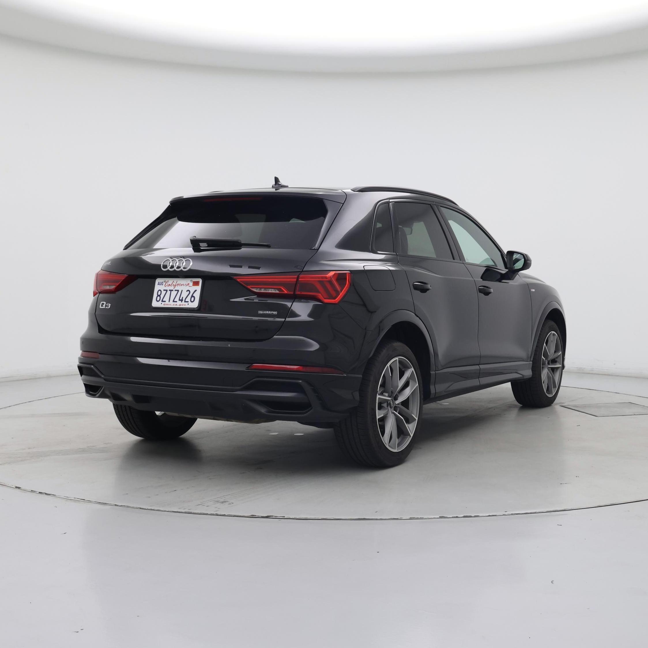 Thumbnail: 2022 Audi Q3 - 8