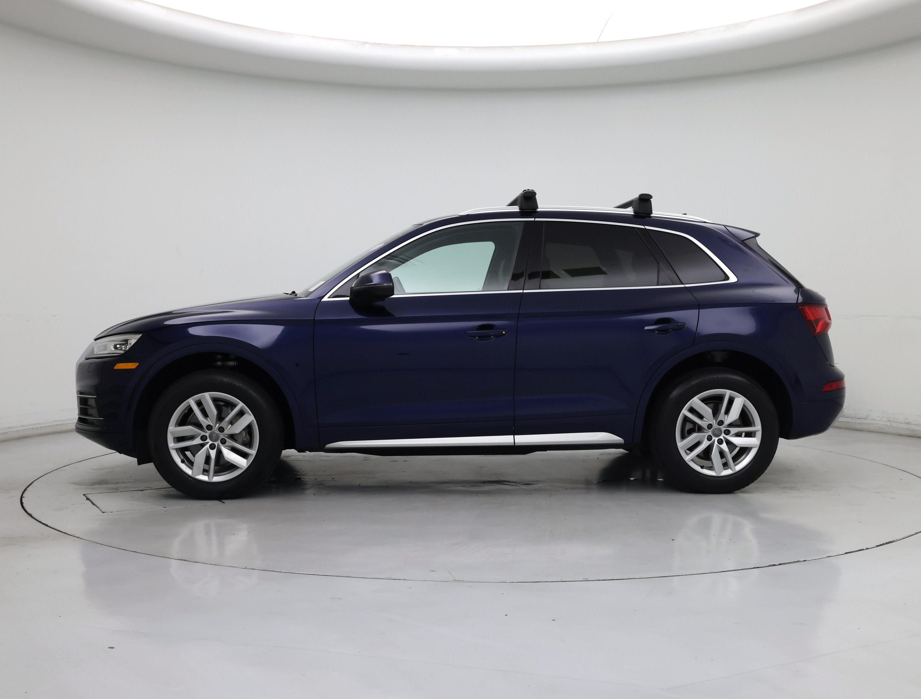 Thumbnail: 2020 Audi Q5 - 3