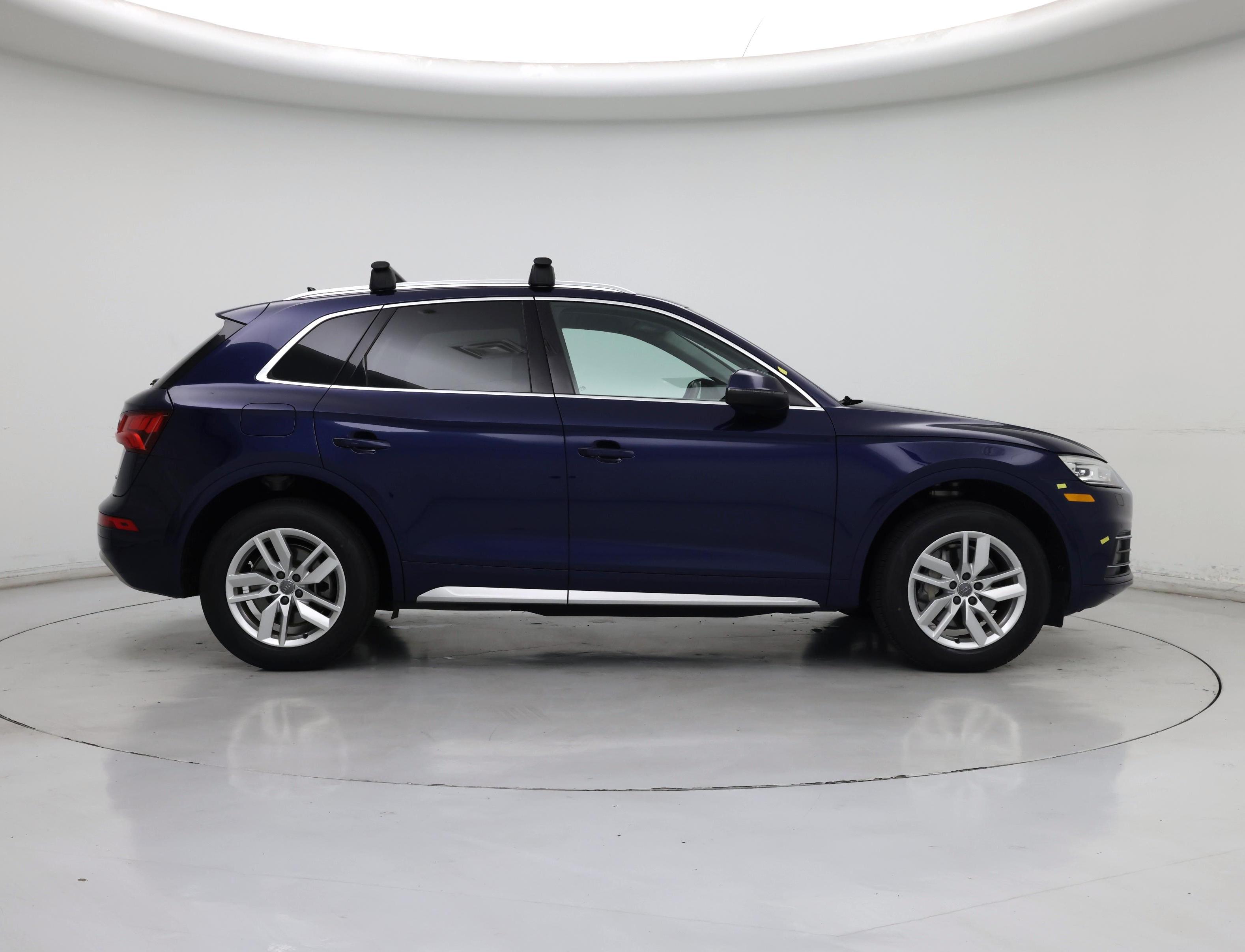 Thumbnail: 2020 Audi Q5 - 7