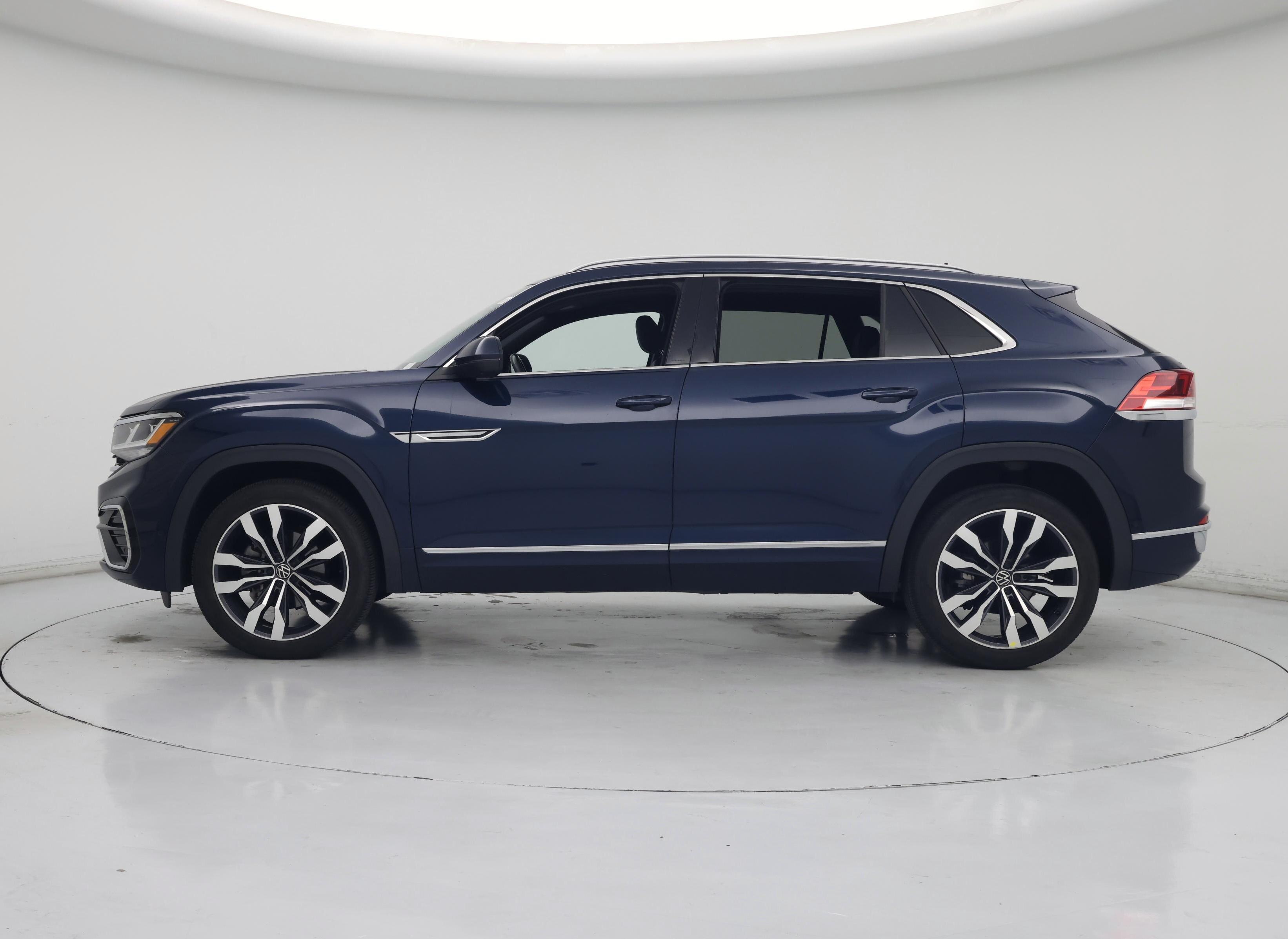 Thumbnail: 2021 Volkswagen Atlas - 3