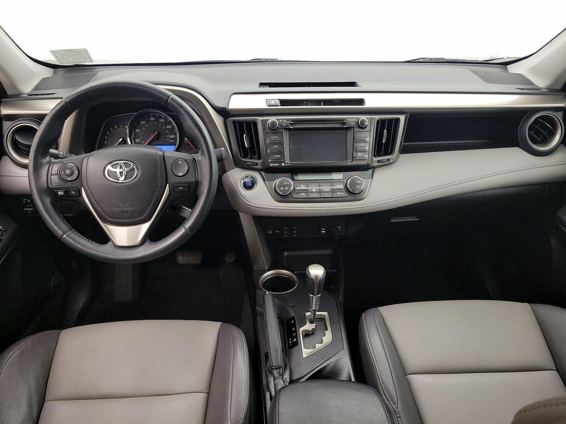 Thumbnail: 2015 Toyota RAV4 - 9