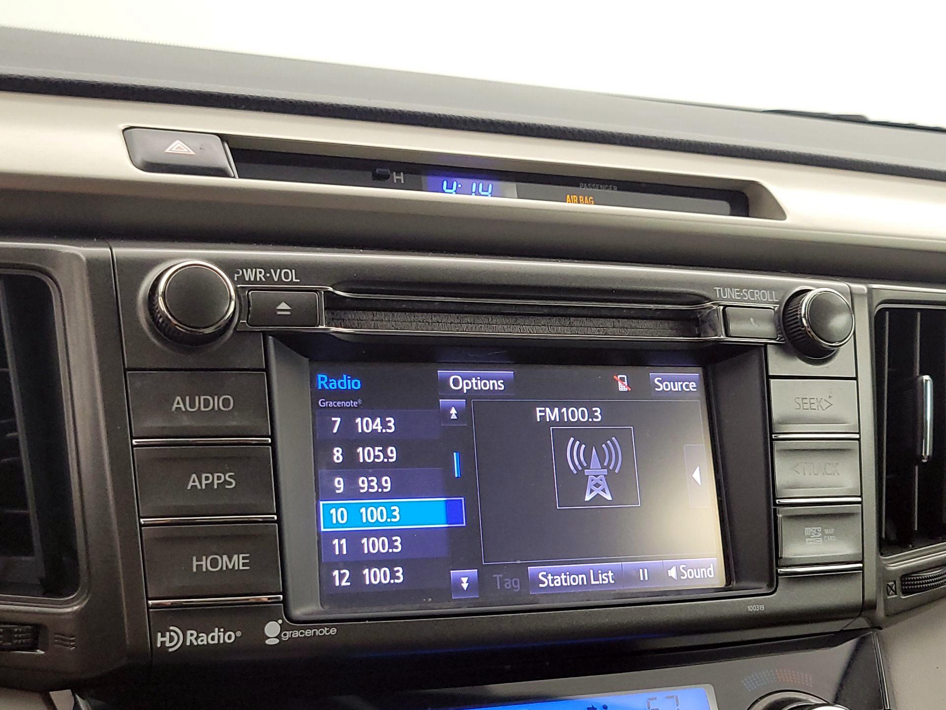 Thumbnail: 2015 Toyota RAV4 - 16