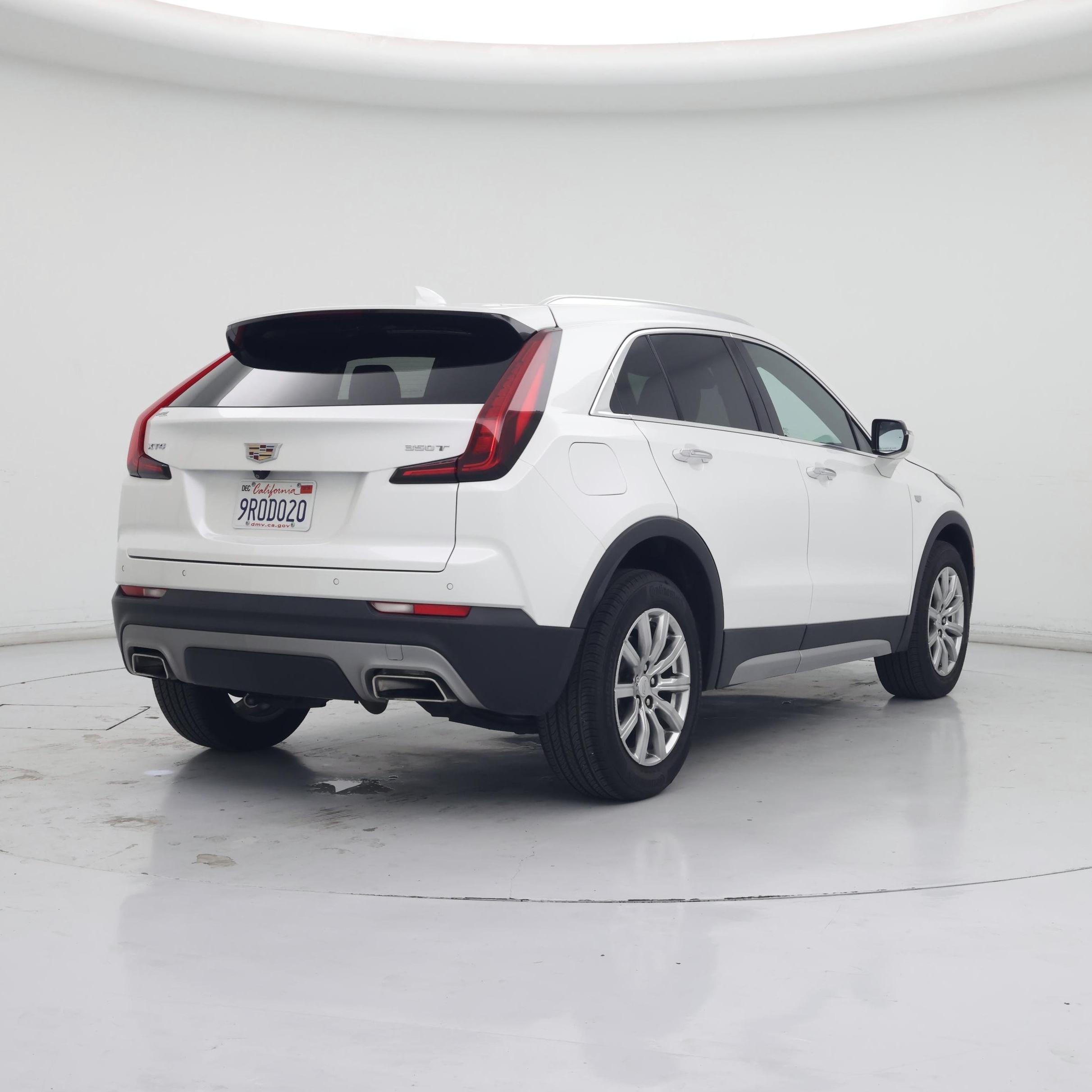 Thumbnail: 2022 Cadillac XT4 - 8