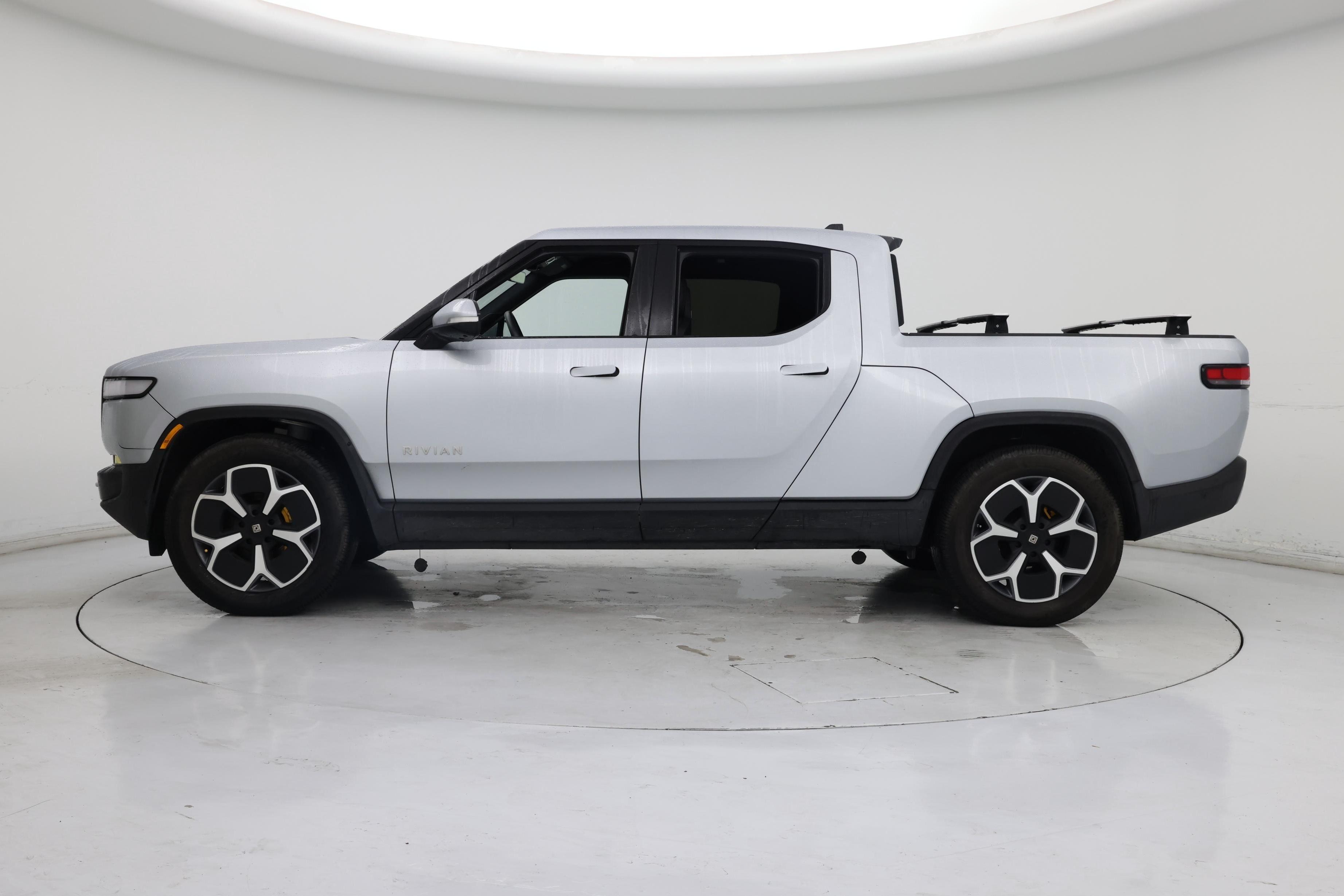 Thumbnail: 2022 Rivian R1T - 3