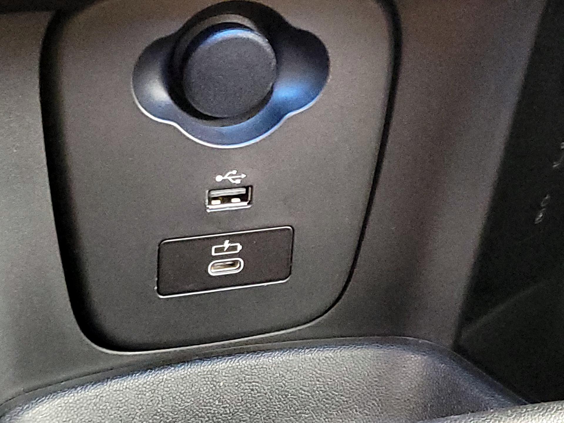 Thumbnail: 2023 MINI Cooper Hardtop - 19