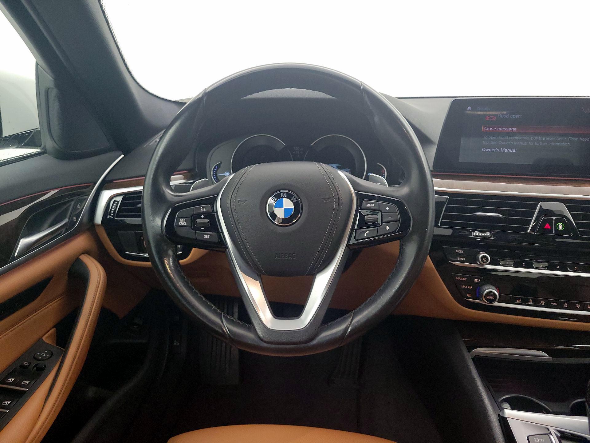 Thumbnail: 2019 BMW 5 Series - 10