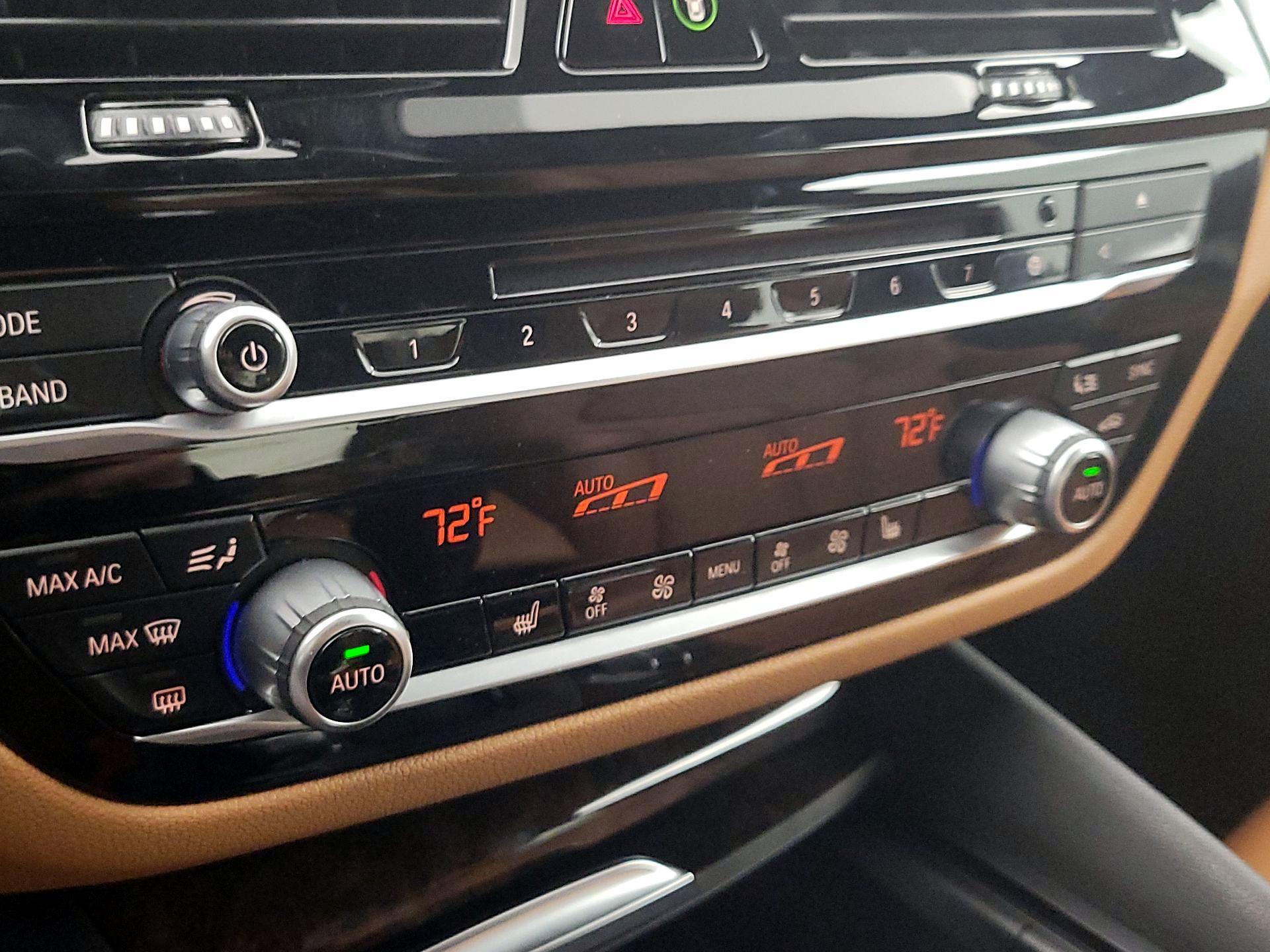 Thumbnail: 2019 BMW 5 Series - 17