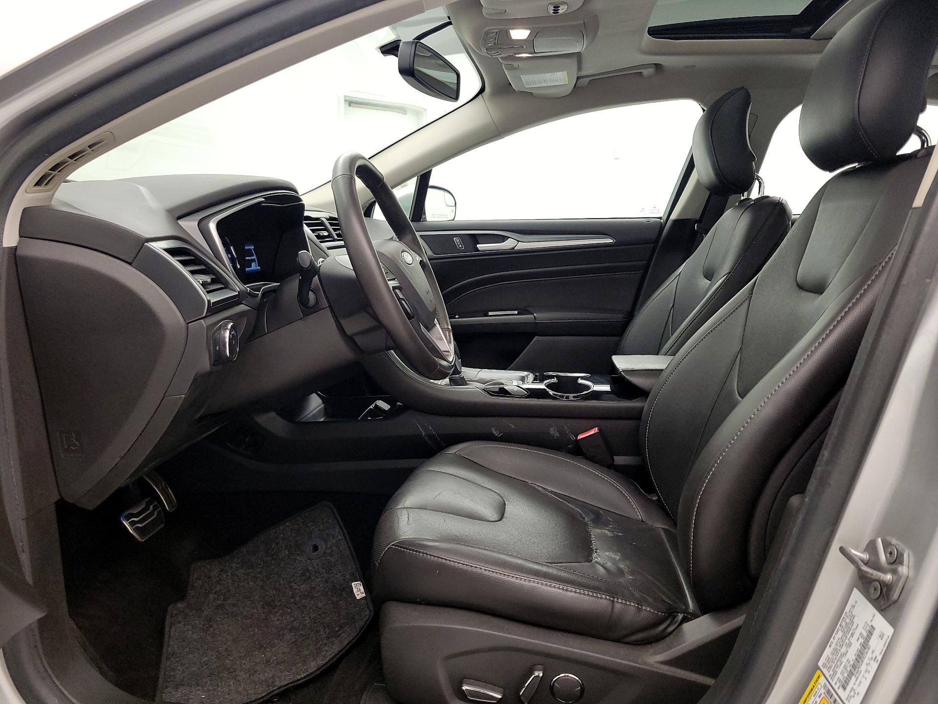 Thumbnail: 2014 Ford Fusion - 11