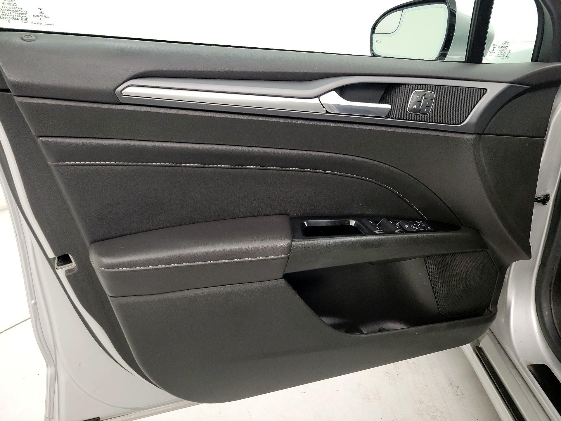 Thumbnail: 2014 Ford Fusion - 12