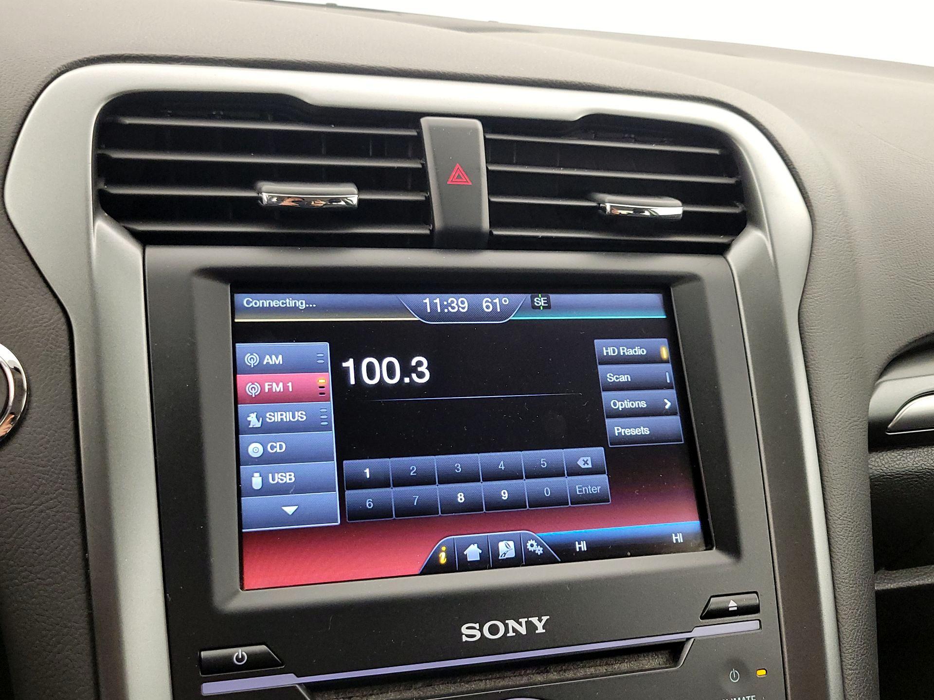 Thumbnail: 2014 Ford Fusion - 16