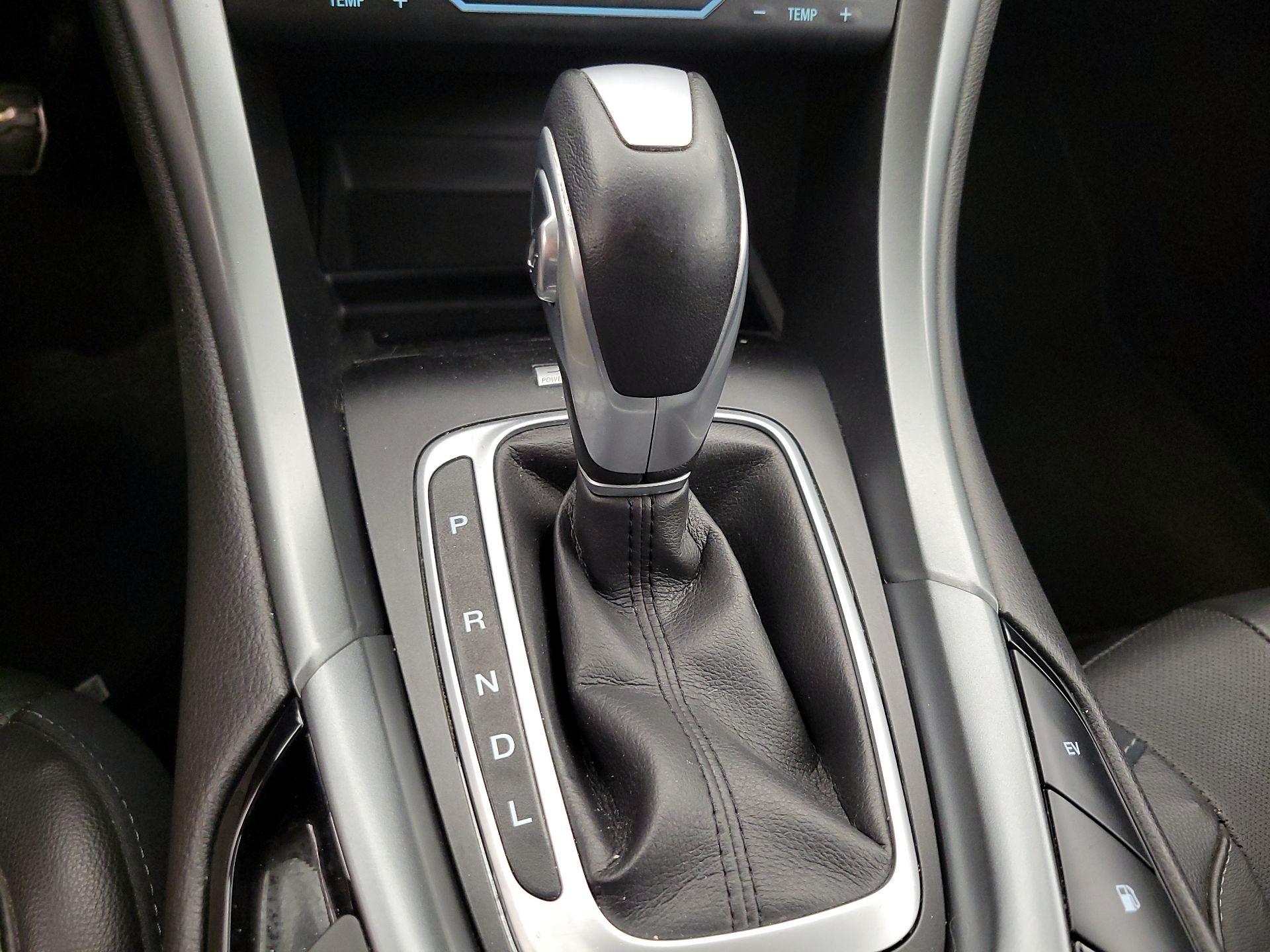 Thumbnail: 2014 Ford Fusion - 18