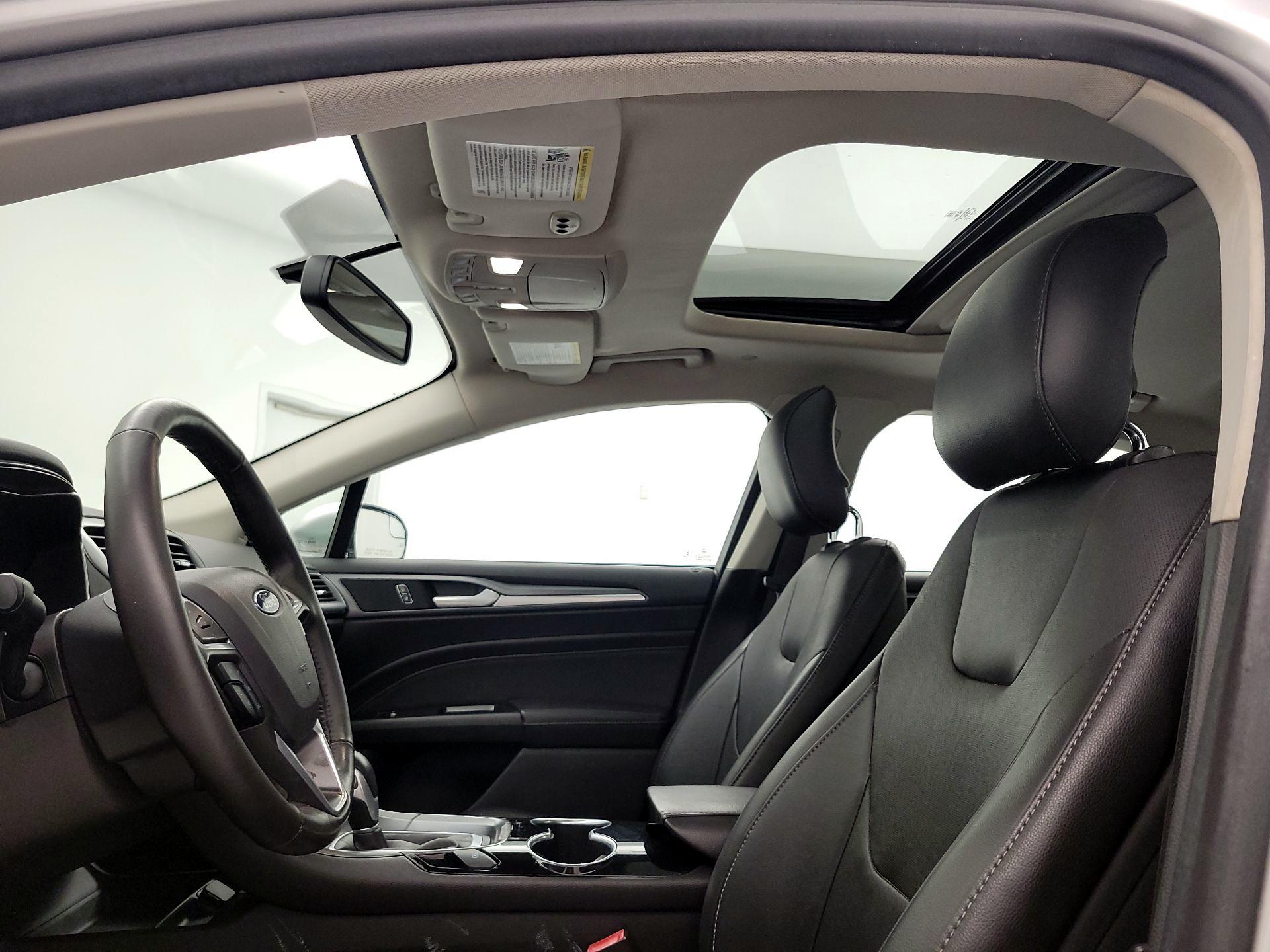 Thumbnail: 2014 Ford Fusion - 20