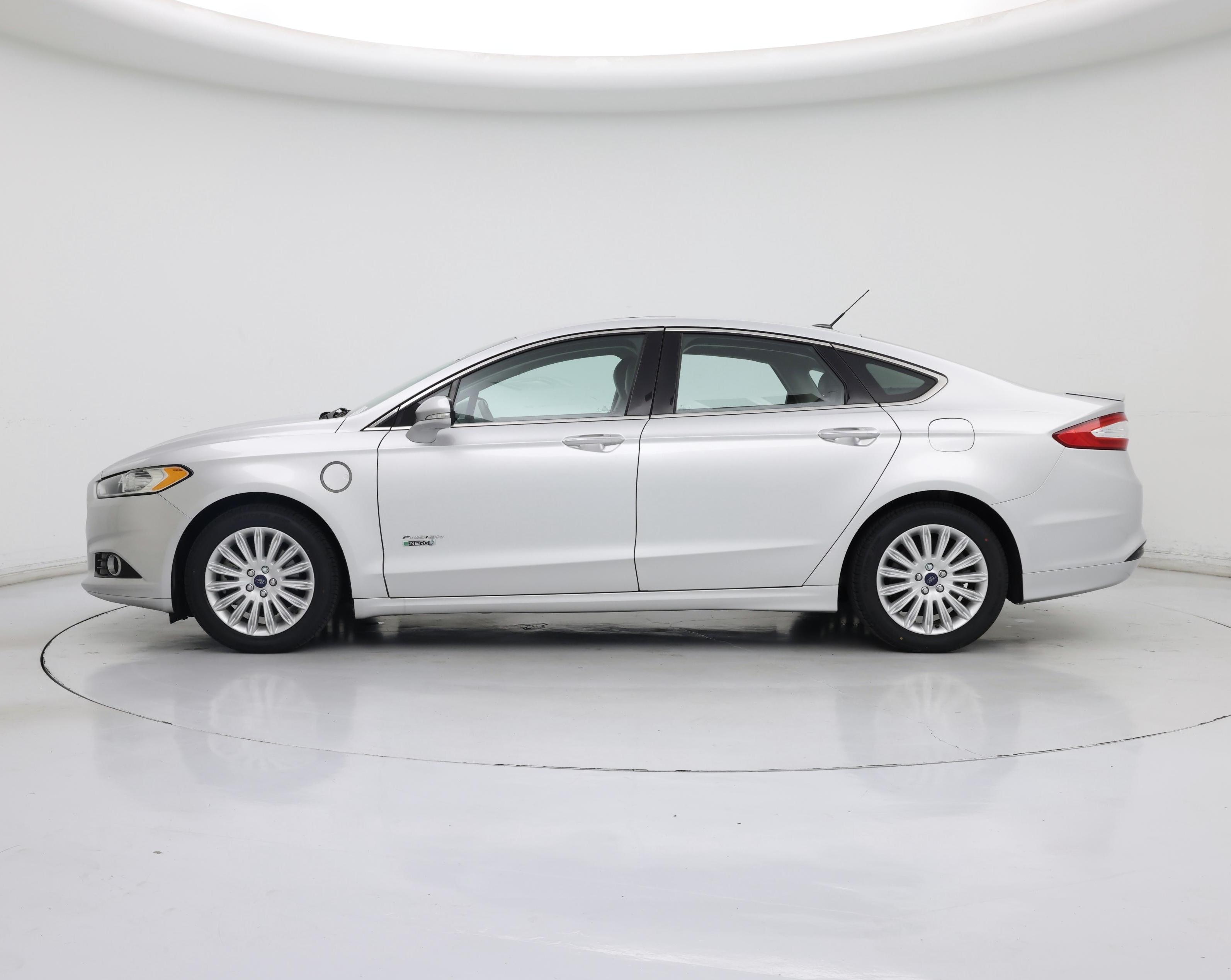 Thumbnail: 2014 Ford Fusion - 3