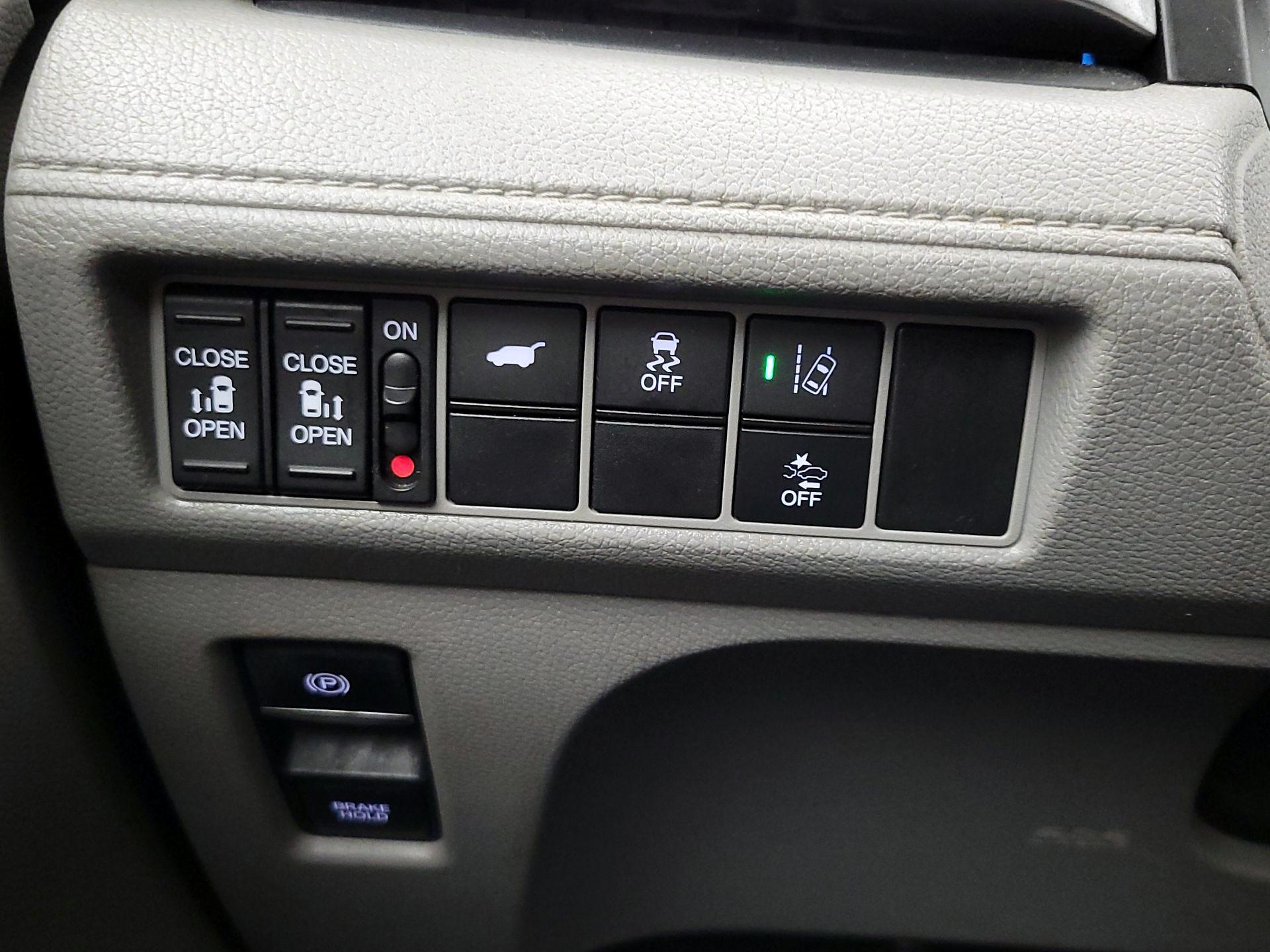 Thumbnail: 2020 Honda Odyssey - 13
