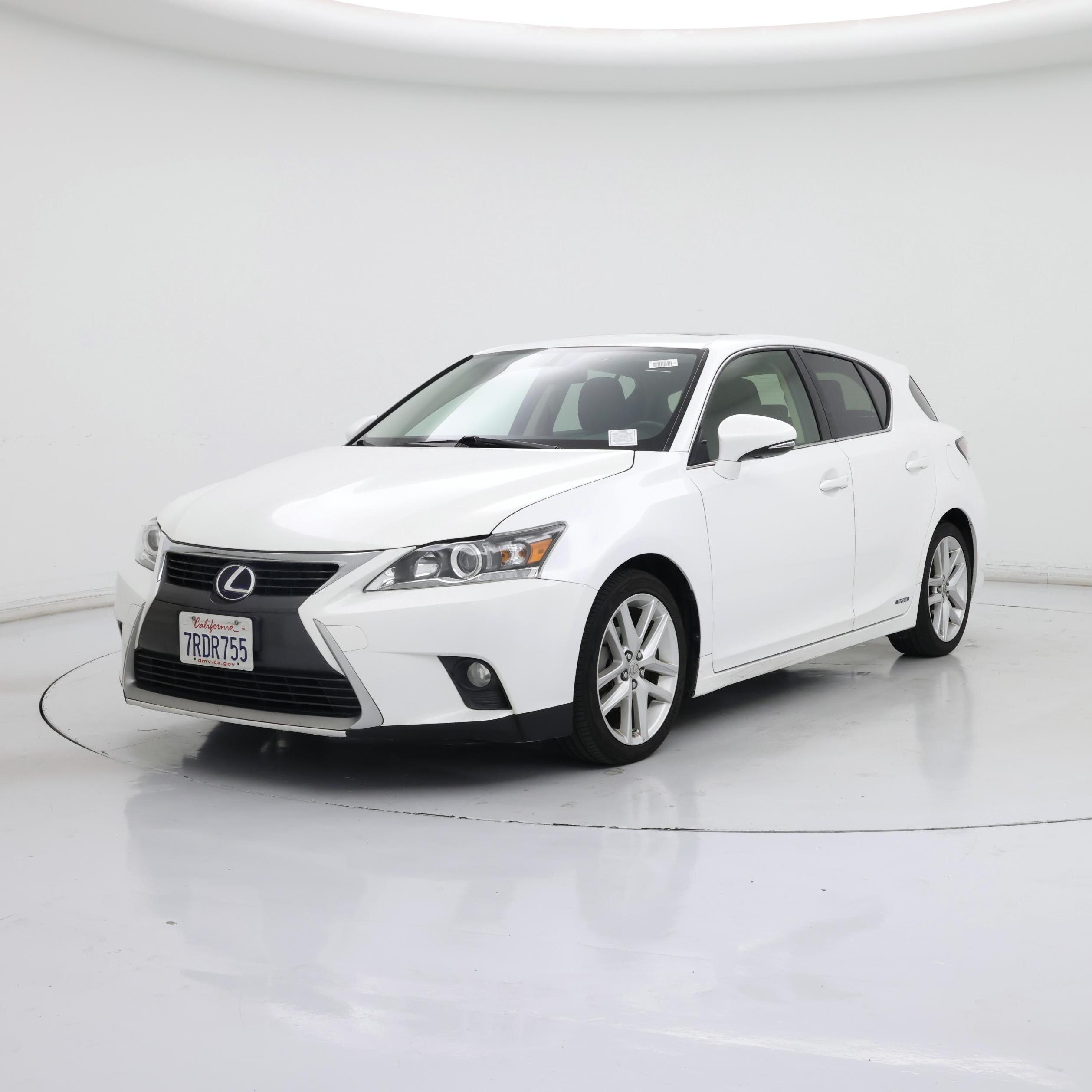 Thumbnail: 2015 Lexus CT - 4