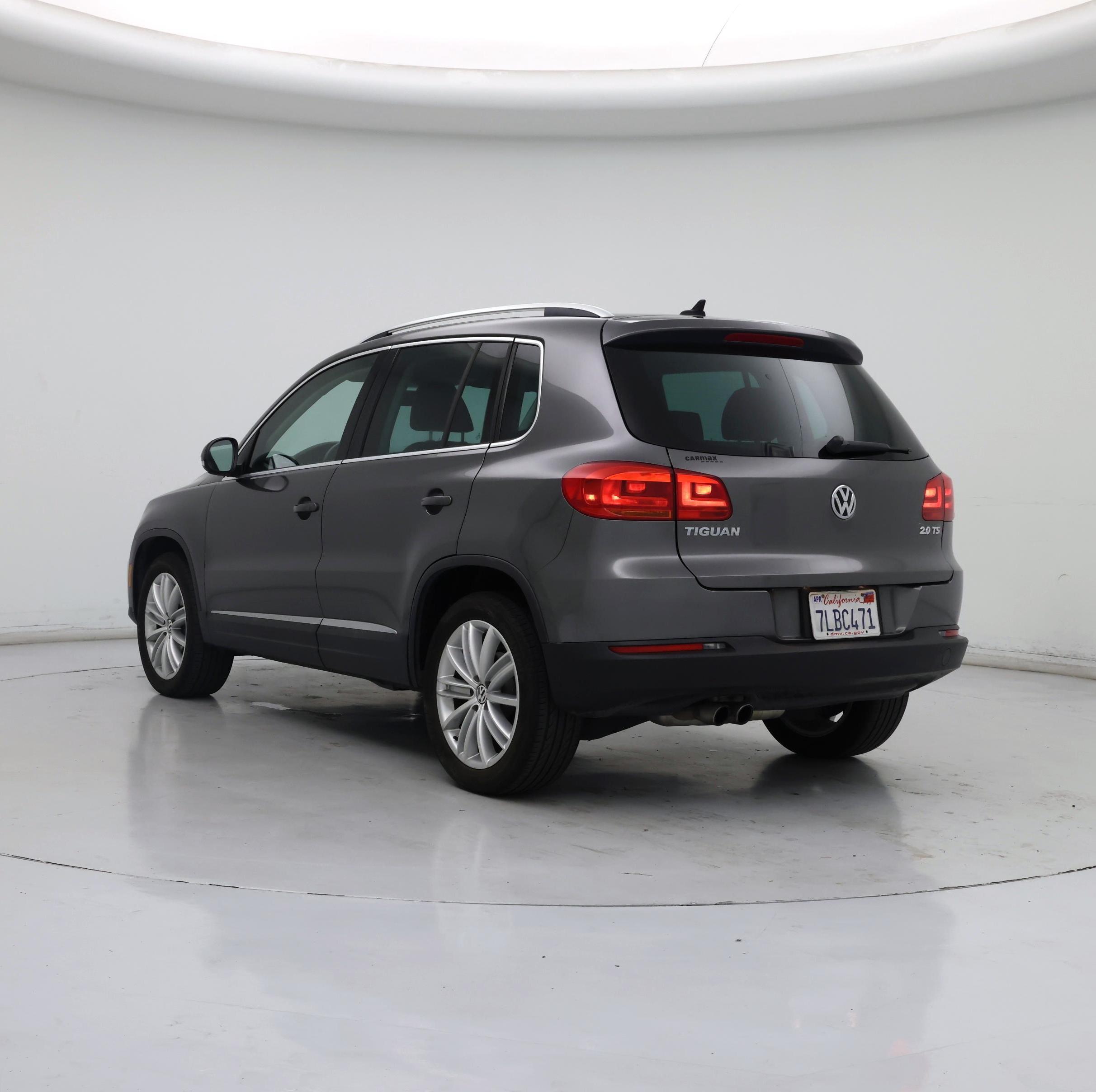 Thumbnail: 2015 Volkswagen Tiguan - 2