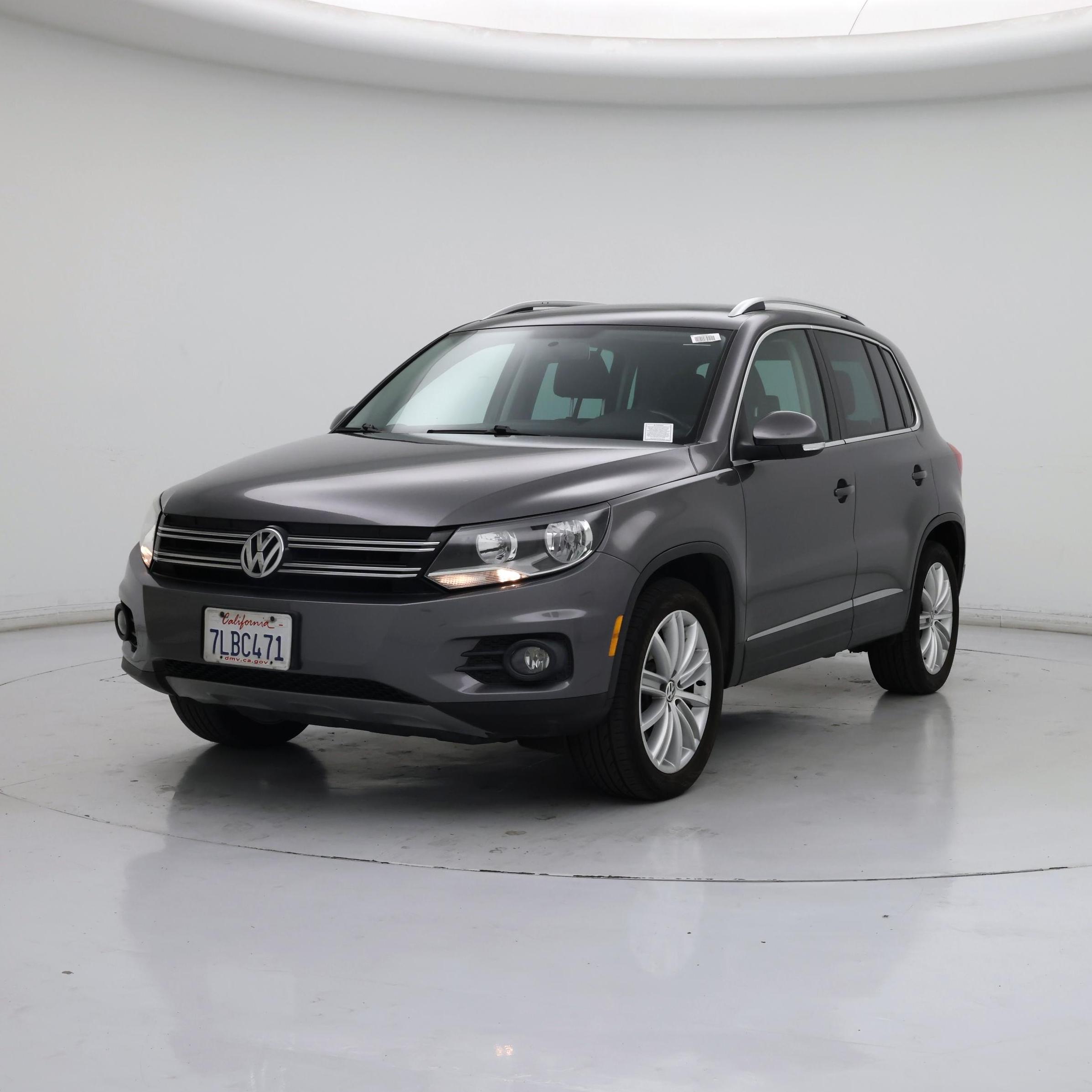 Thumbnail: 2015 Volkswagen Tiguan - 4