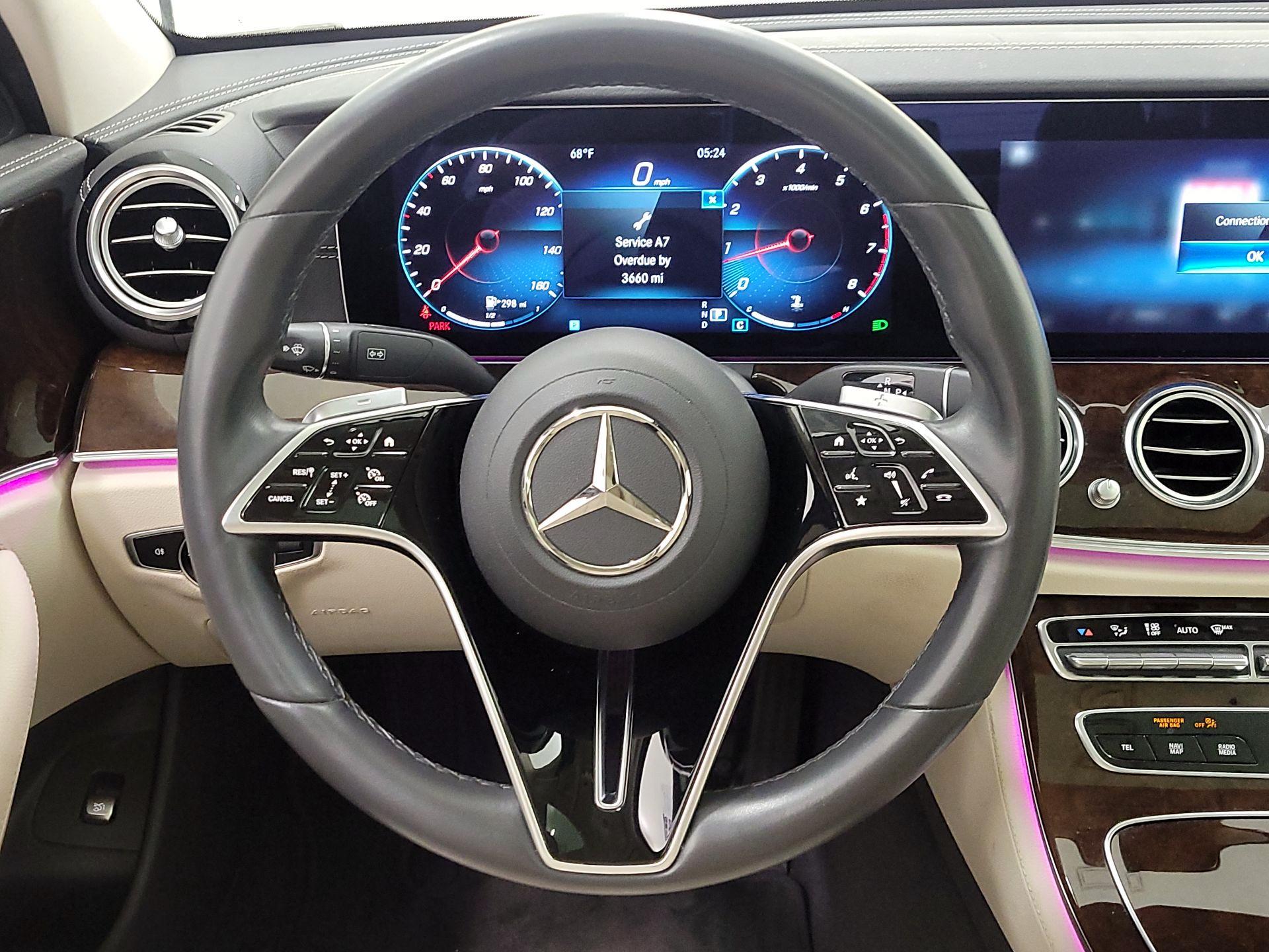 Thumbnail: 2022 Mercedes-Benz E-Class - 10