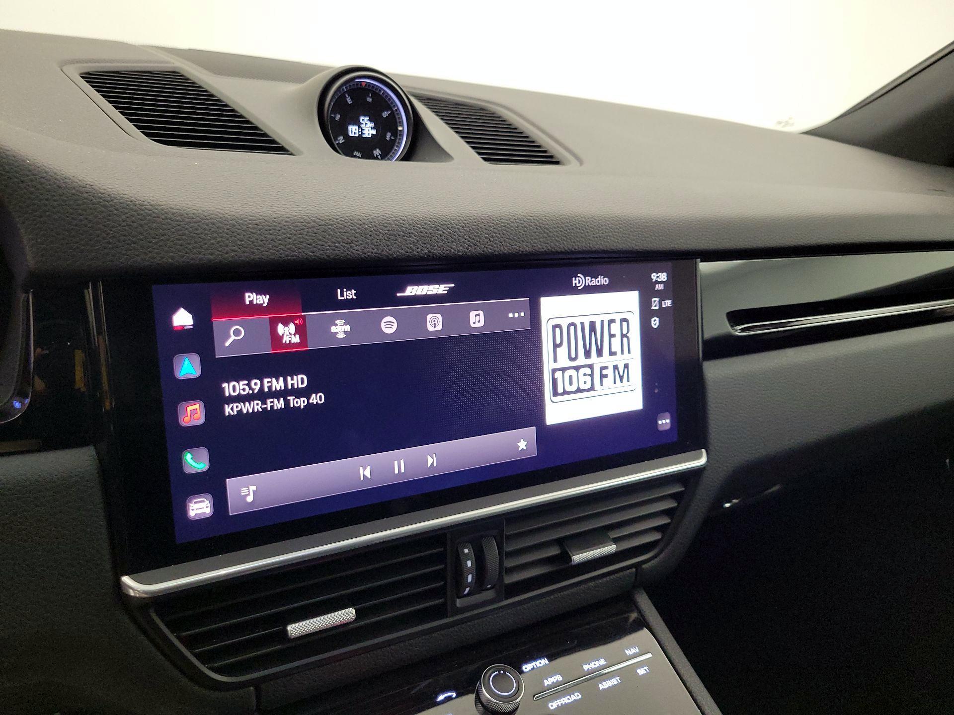 Thumbnail: 2022 Porsche Cayenne - 15